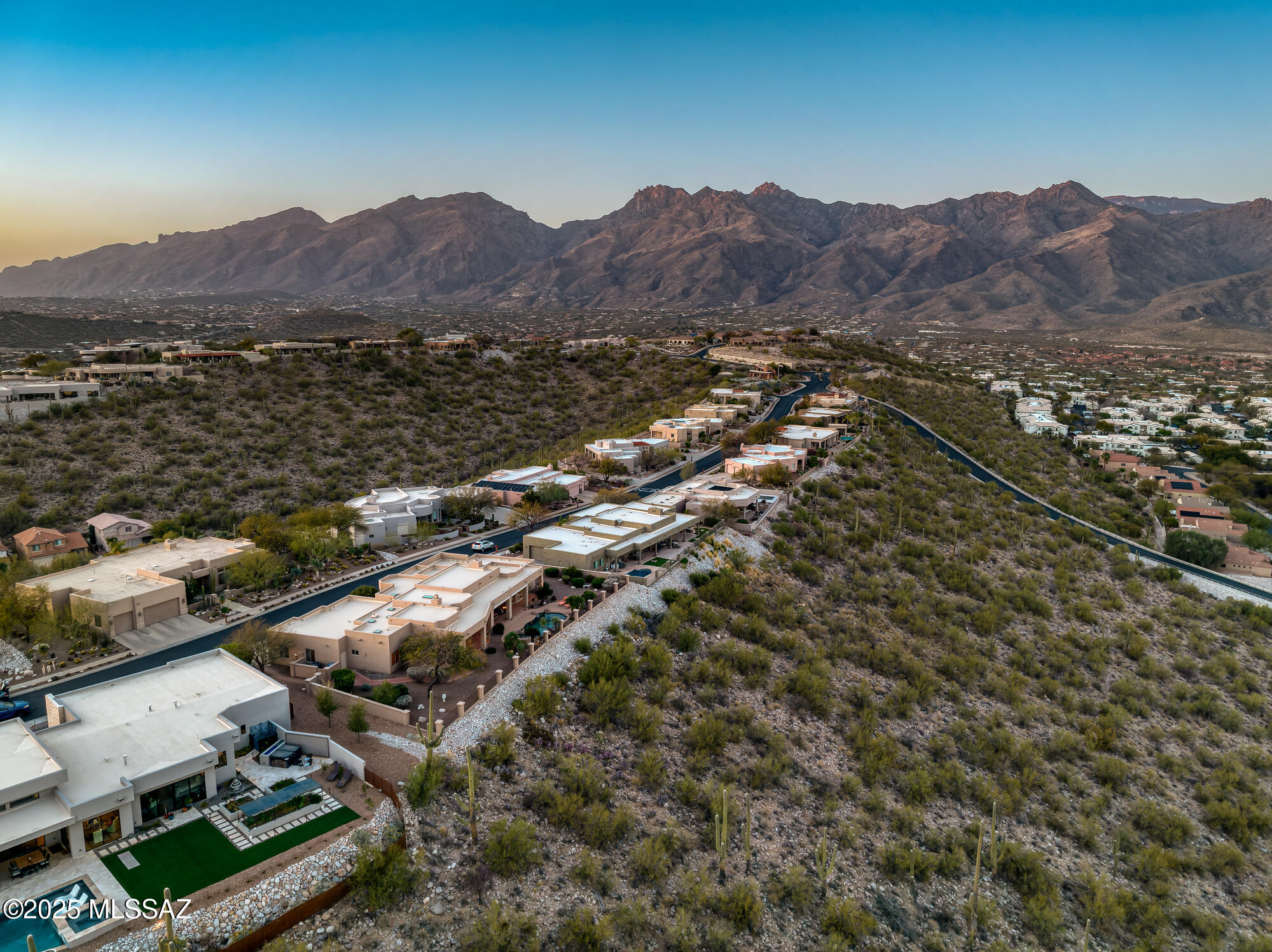 Sabino Mountain (1-290) - Residential