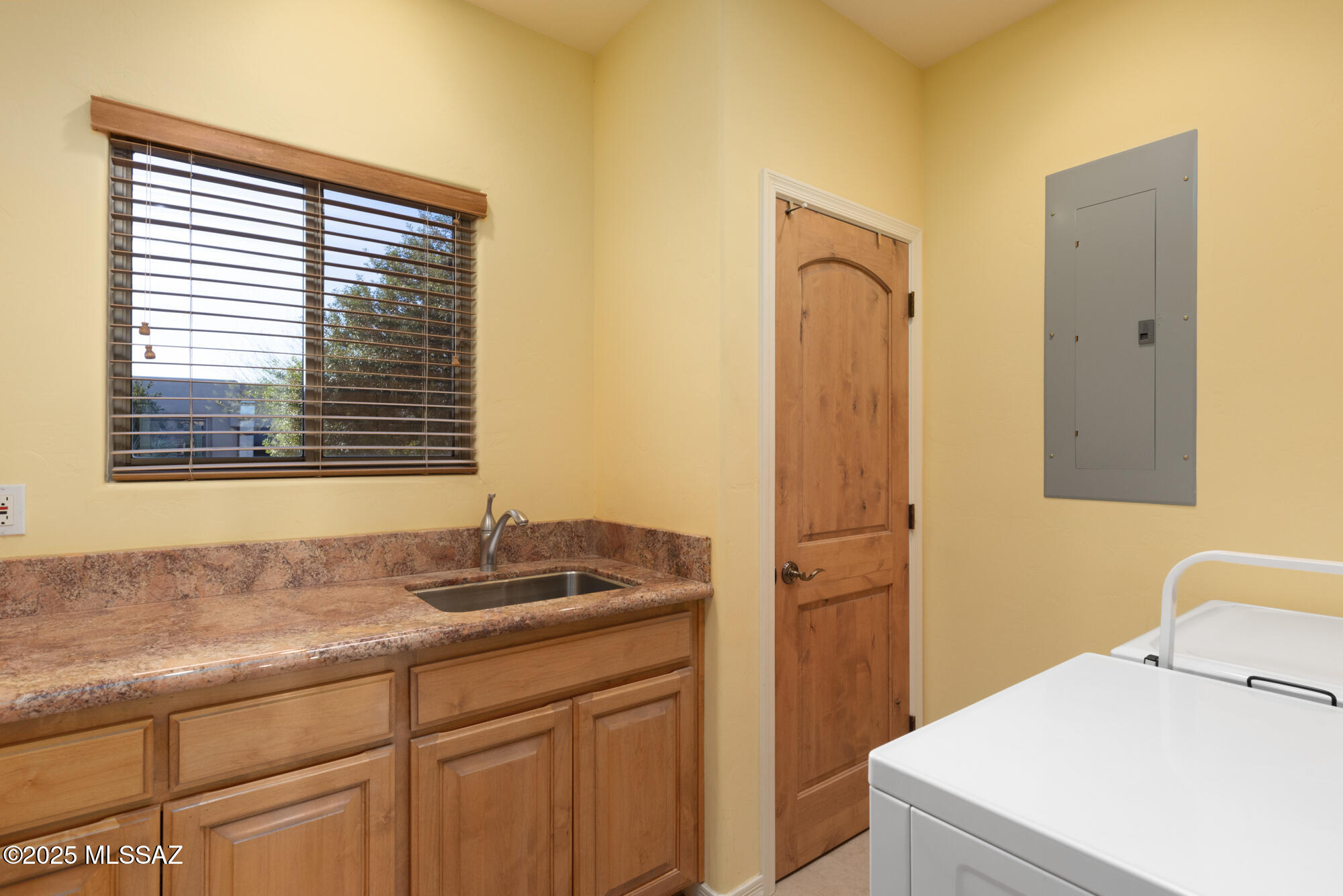 Sabino Mountain (1-290) - Residential