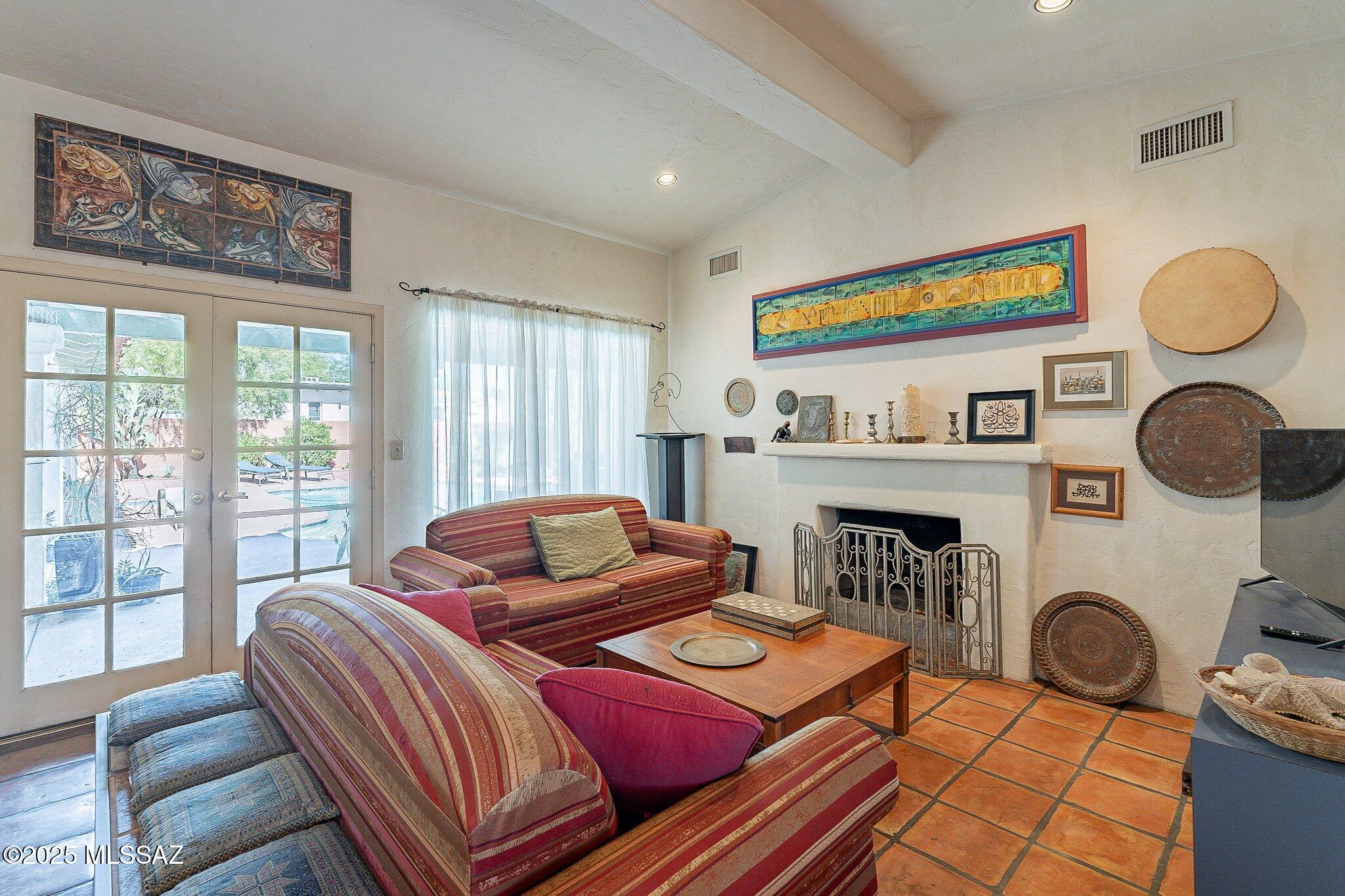 3801 E Calle Altar