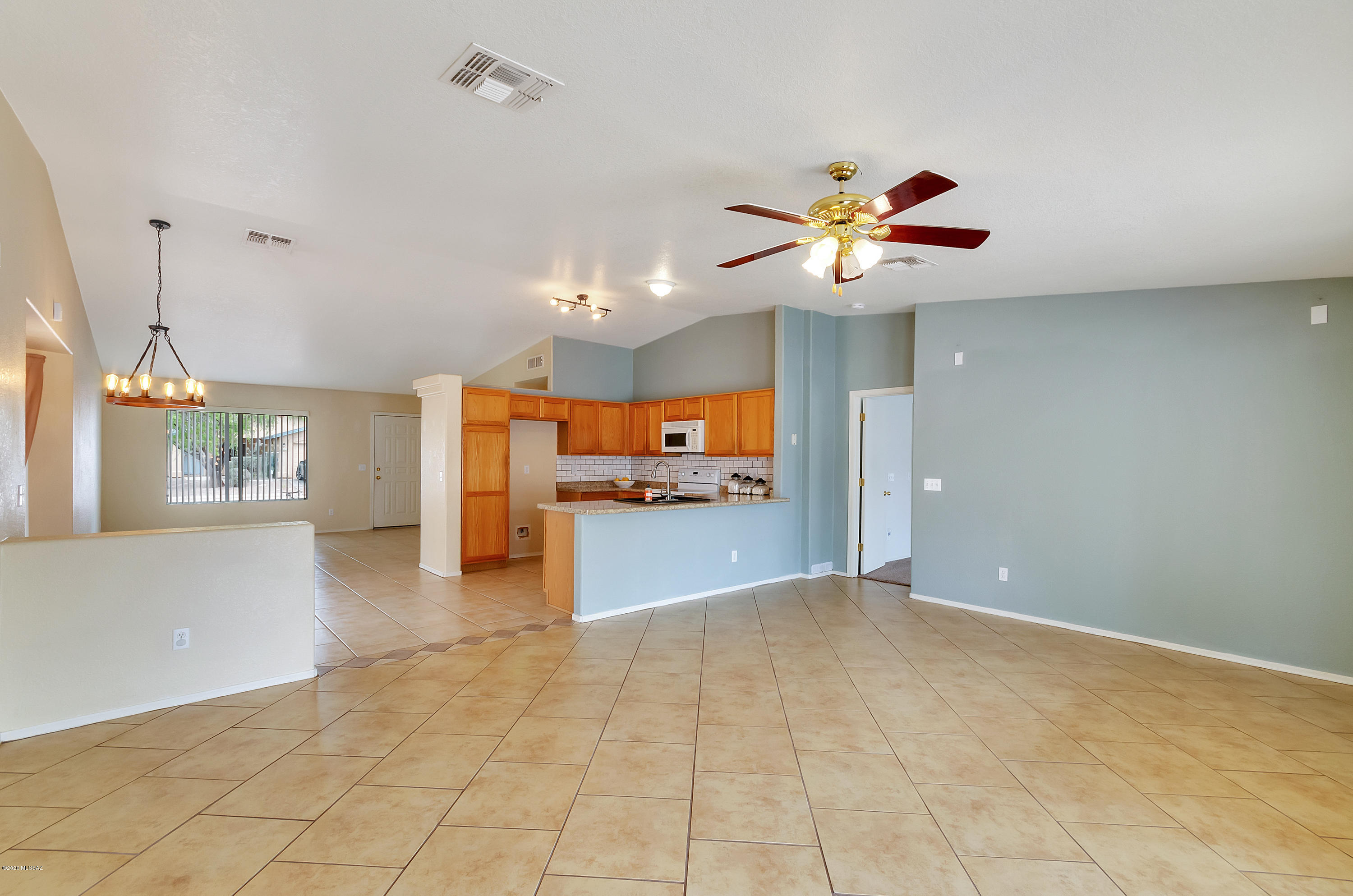 Sunrise Meadow At Rita Ranch (1-135) - Residential