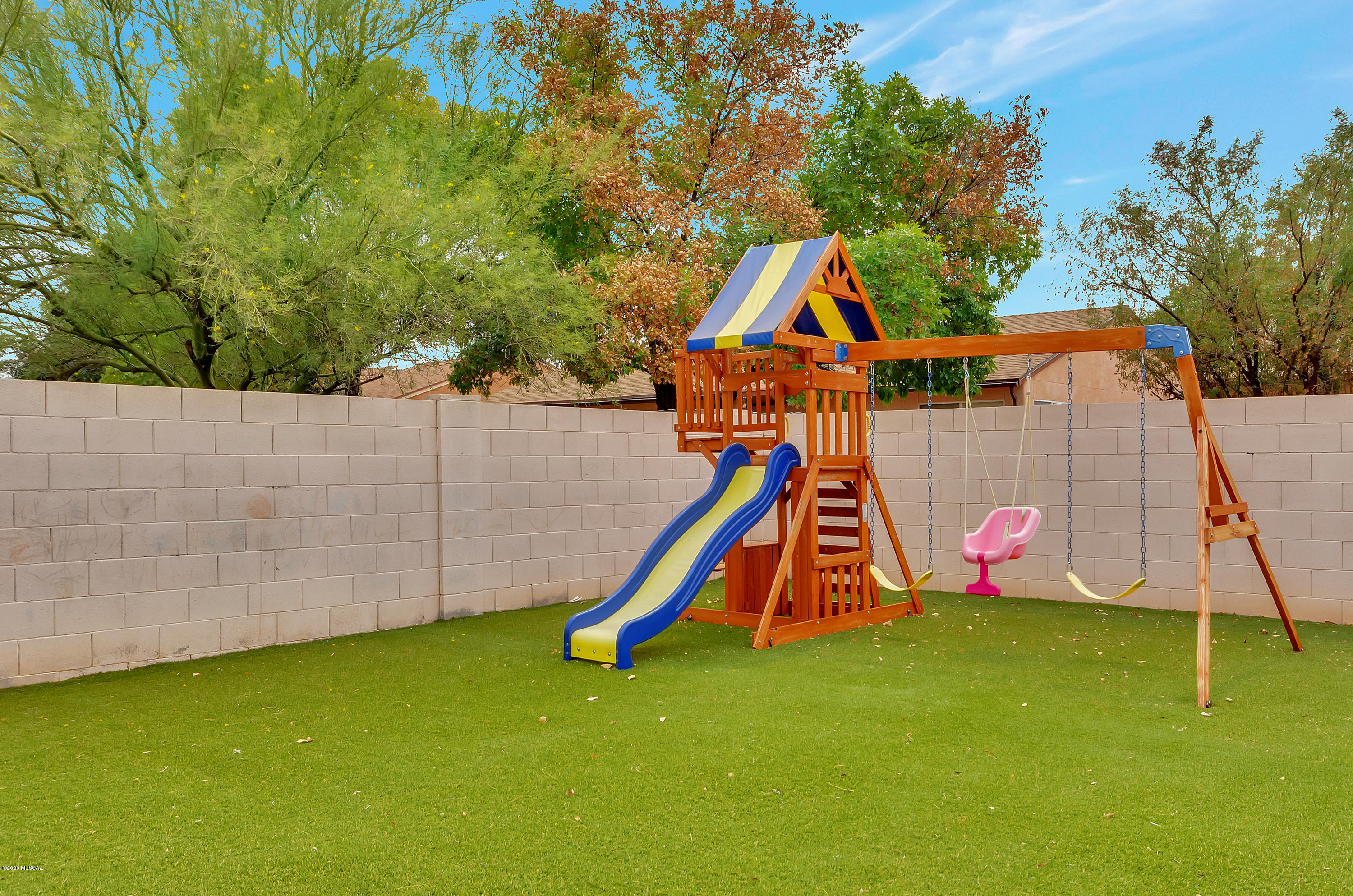 Sunrise Meadow At Rita Ranch (1-135) - Residential