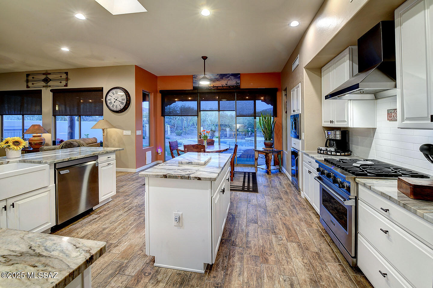 Loma De La Vista Verde (1-38) - Residential