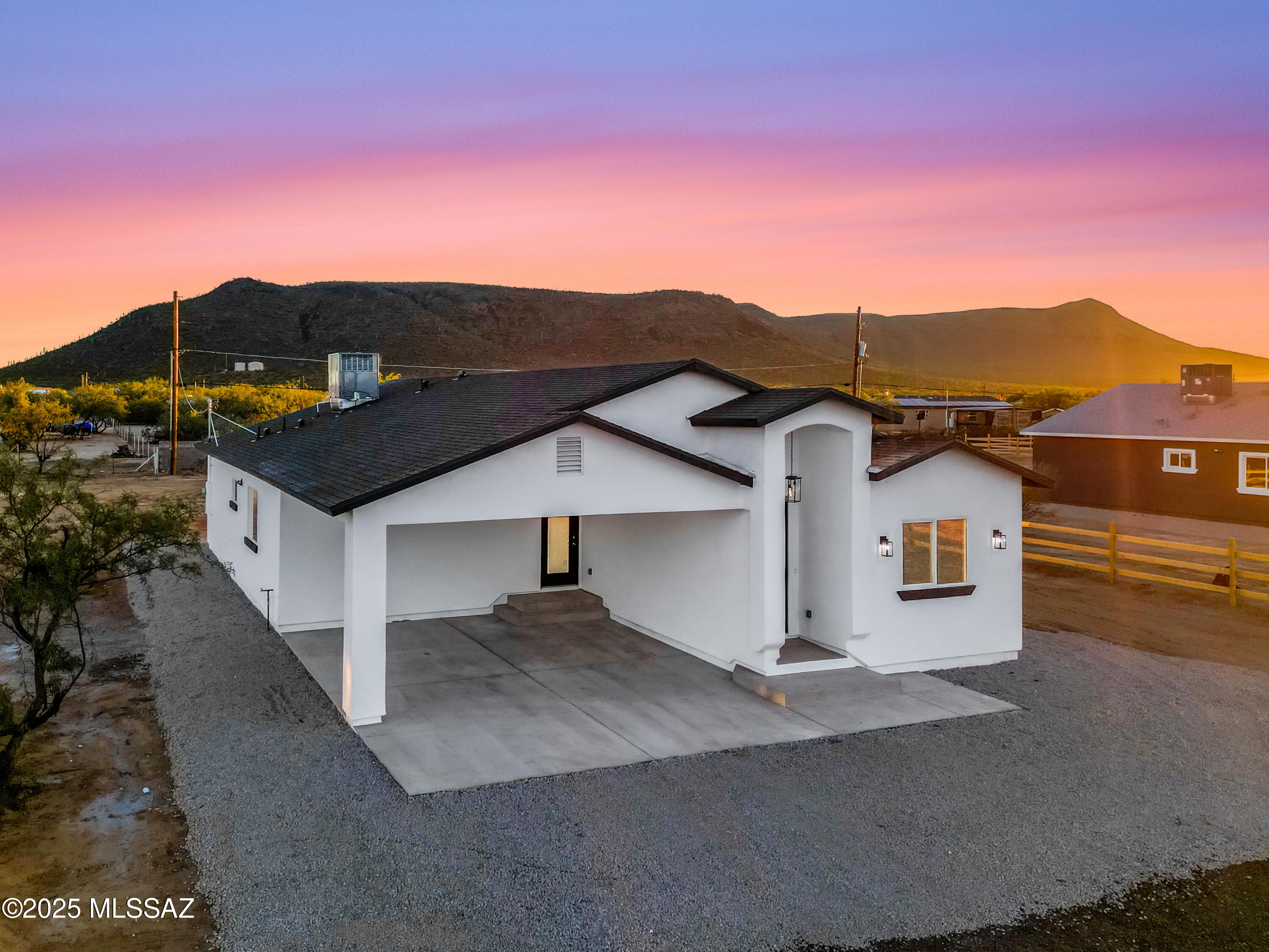 7857 S Cardinal Avenue