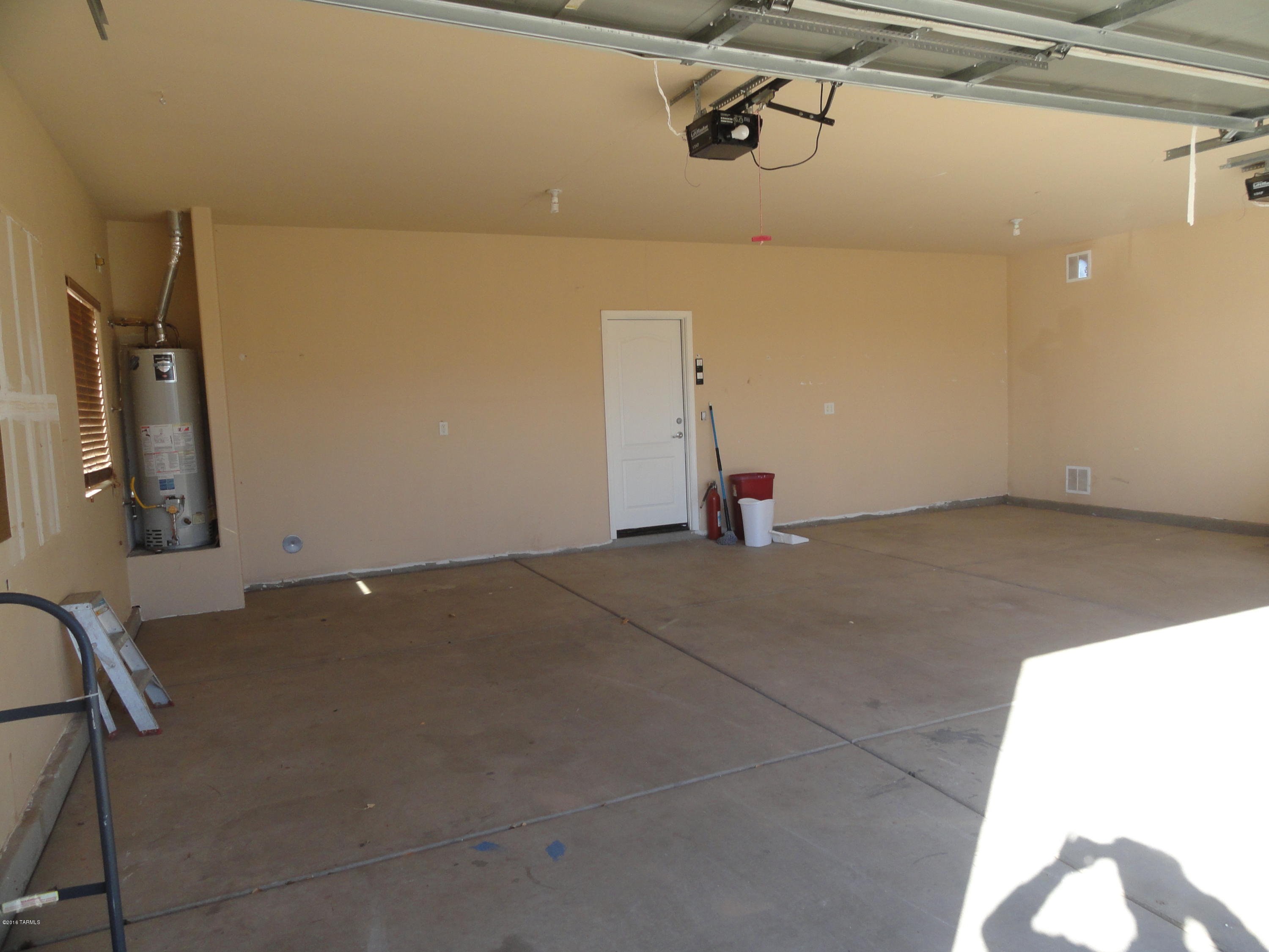 Avra Valley 3 - Residential Lease