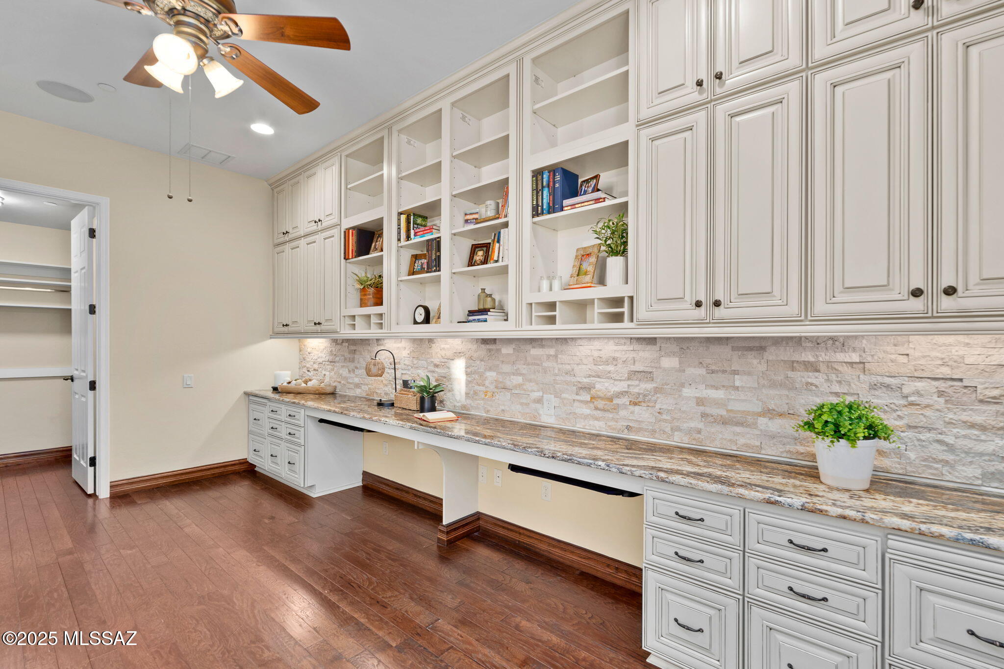 Stone Canyon VI - Residential