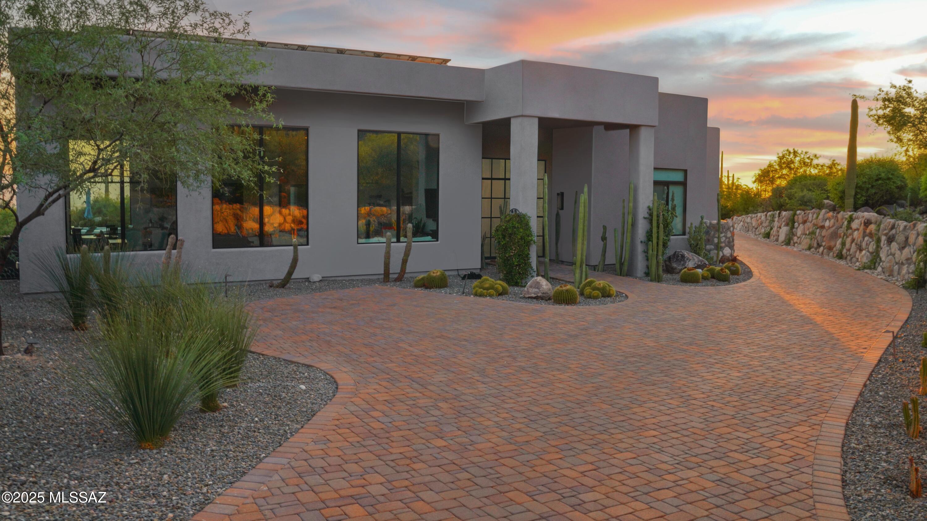 7993 N Pima Village Court