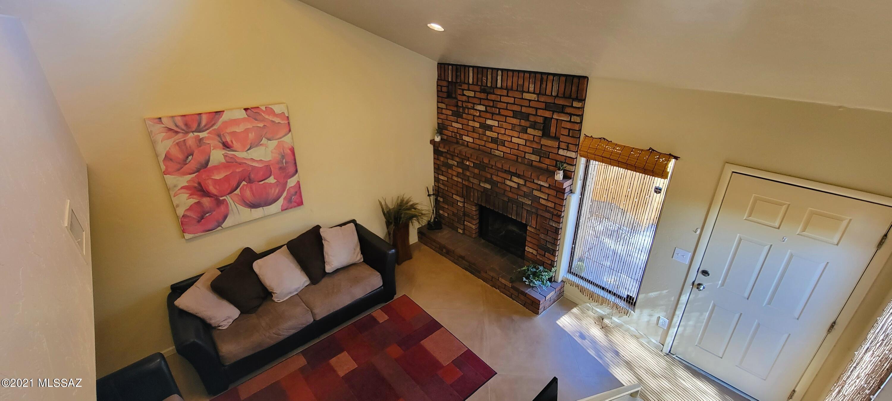 Mountain View Condos. (1-76) - Residential