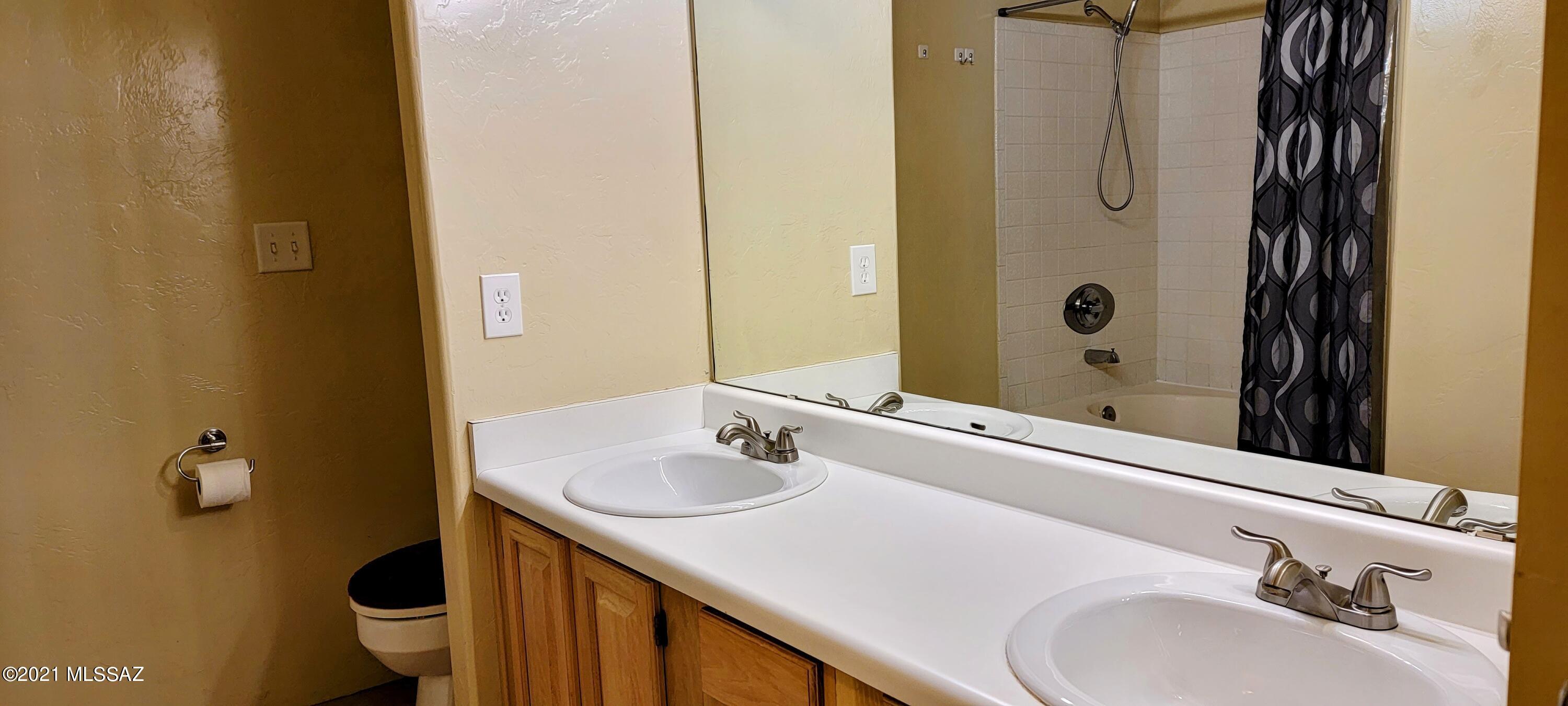 Mountain View Condos. (1-76) - Residential