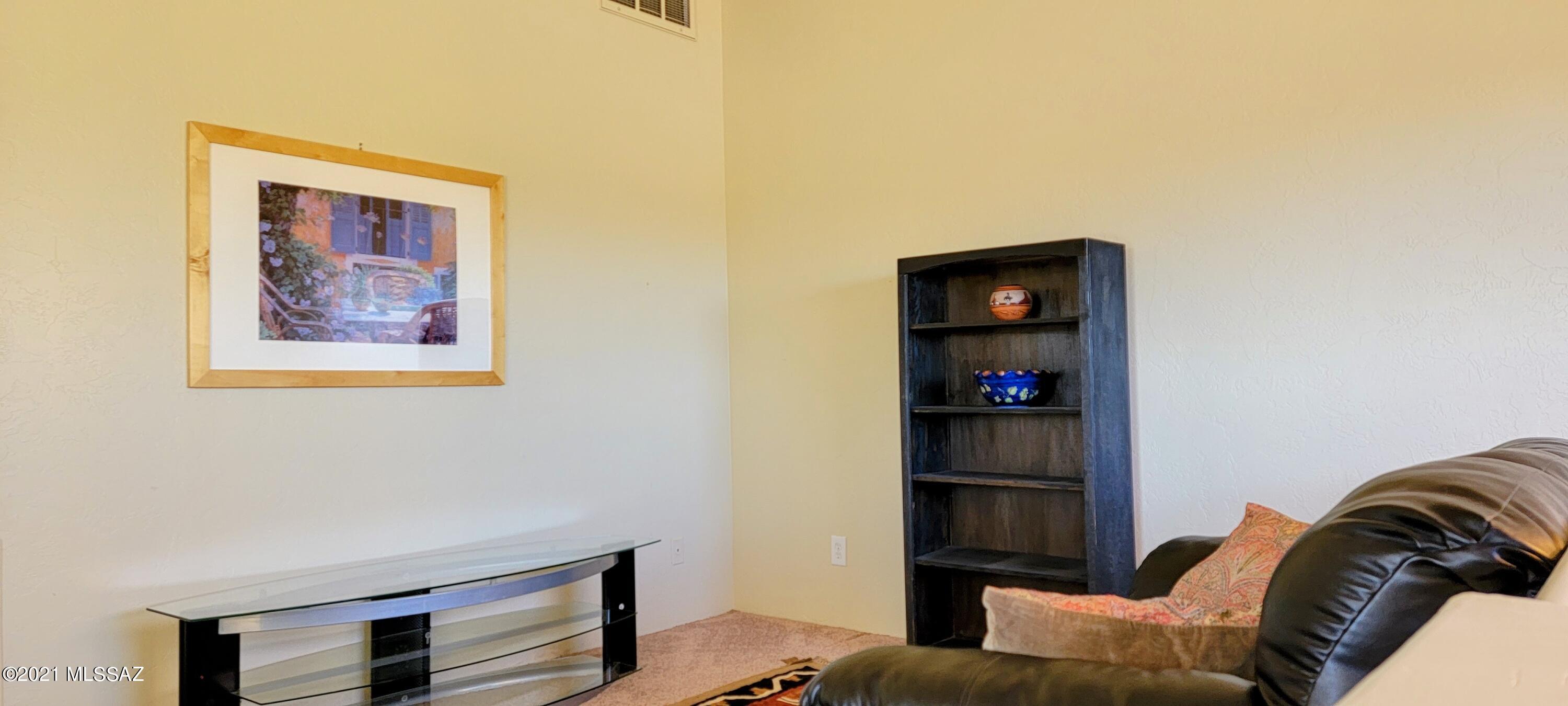 Mountain View Condos. (1-76) - Residential