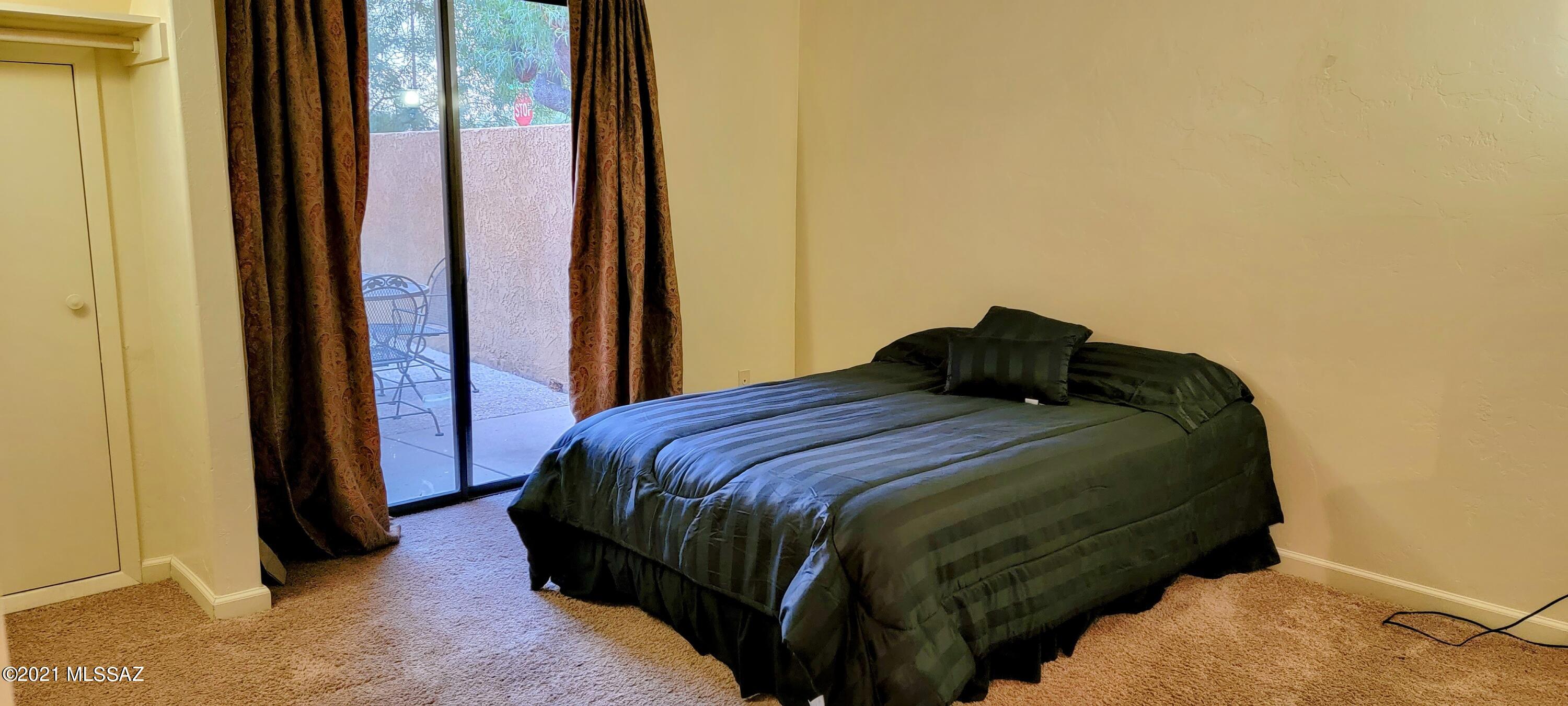 Mountain View Condos. (1-76) - Residential