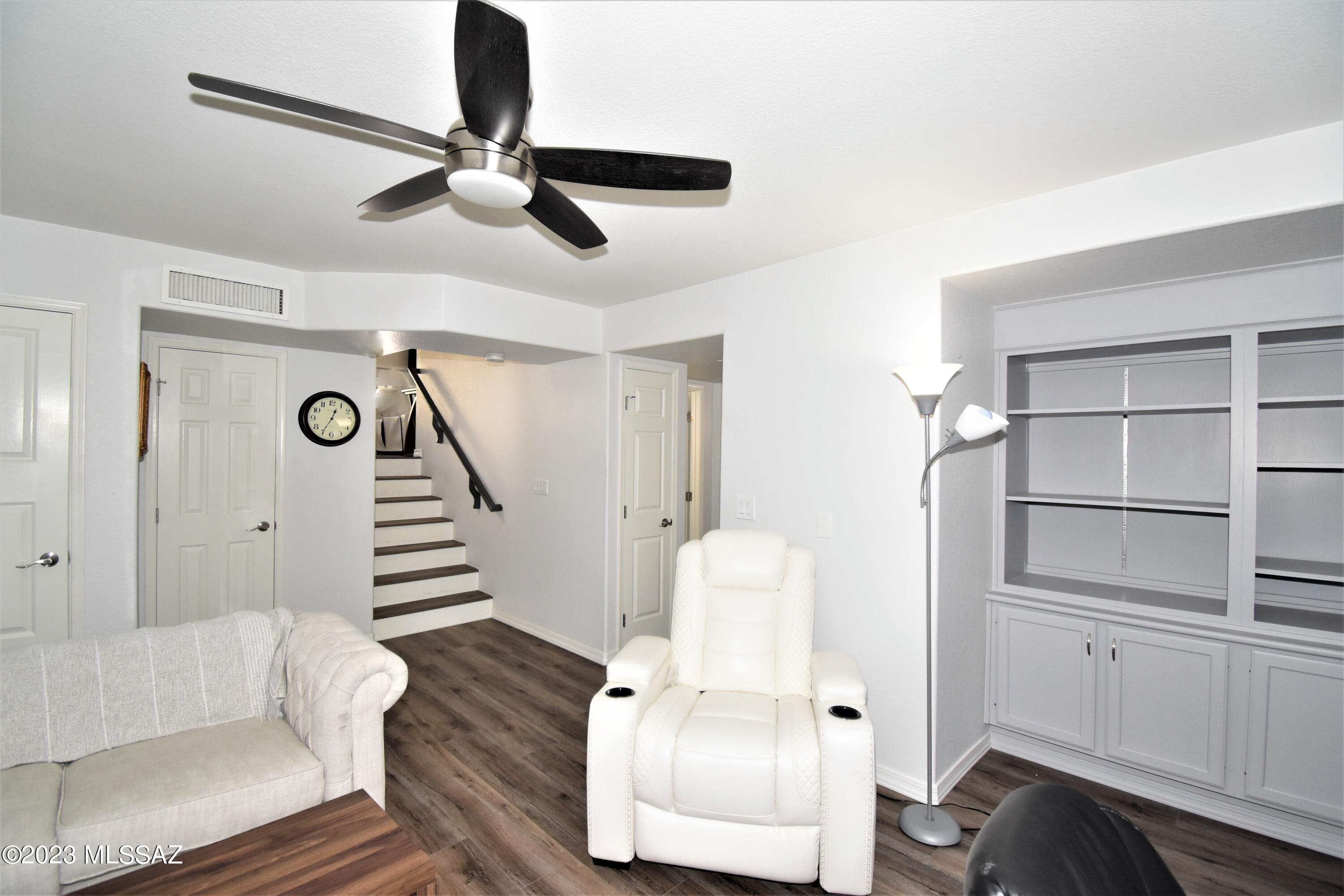 Broadway Commons (1-62) - Residential