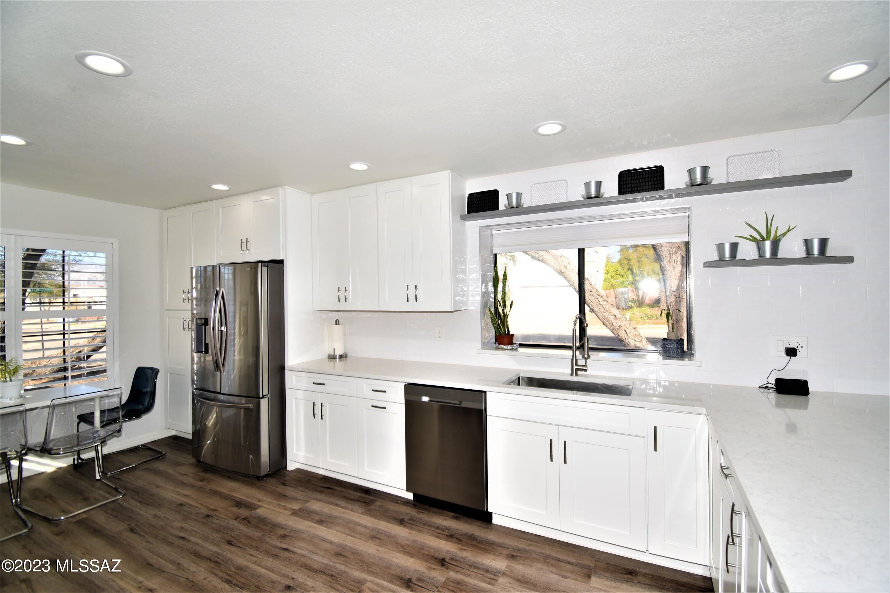 Broadway Commons (1-62) - Residential