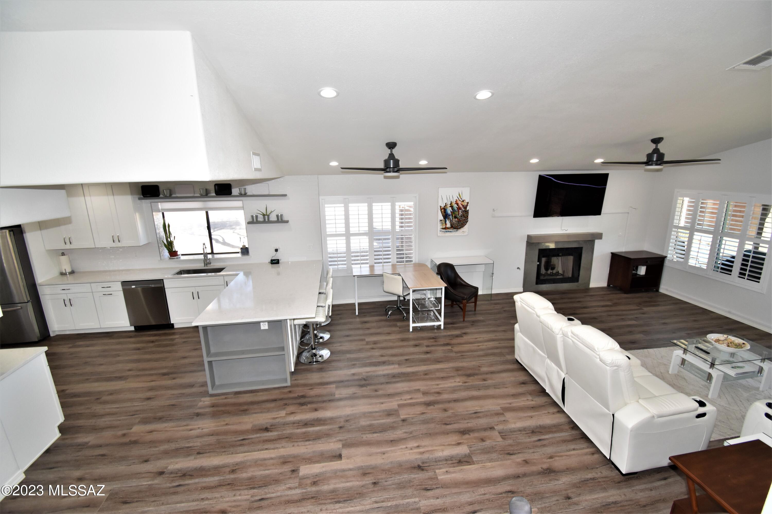 Broadway Commons (1-62) - Residential