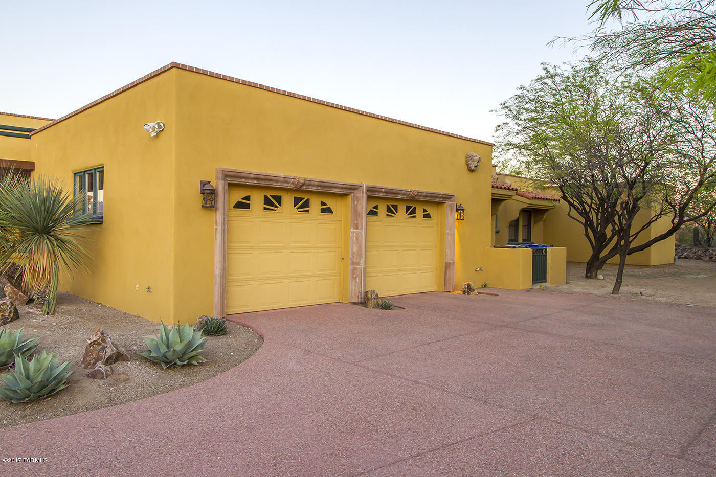 Los Arroyos Del Oeste (1-84) - Residential