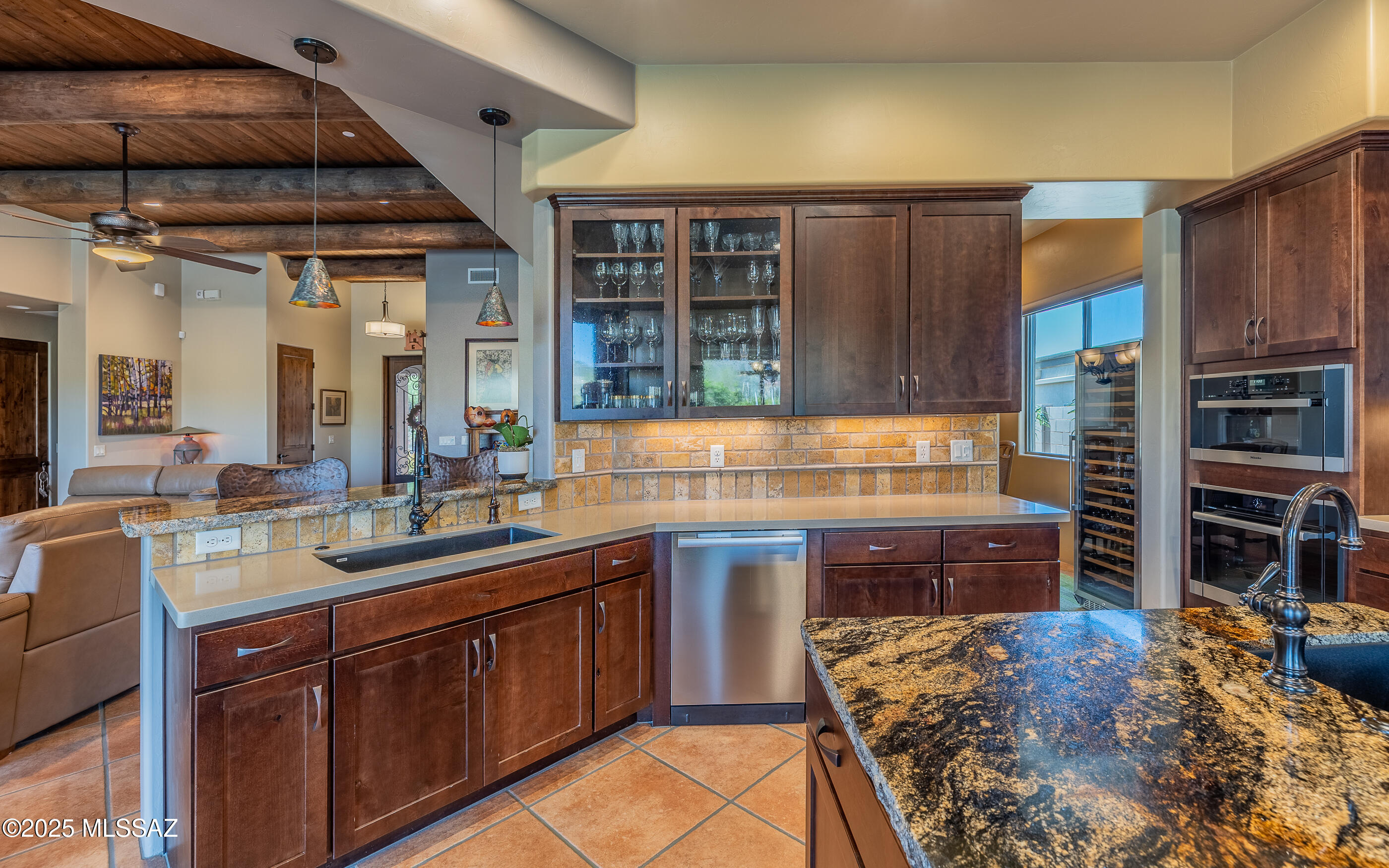 Boulder Bridge Pass At Dove Mountain SQ20132910078 - Residential