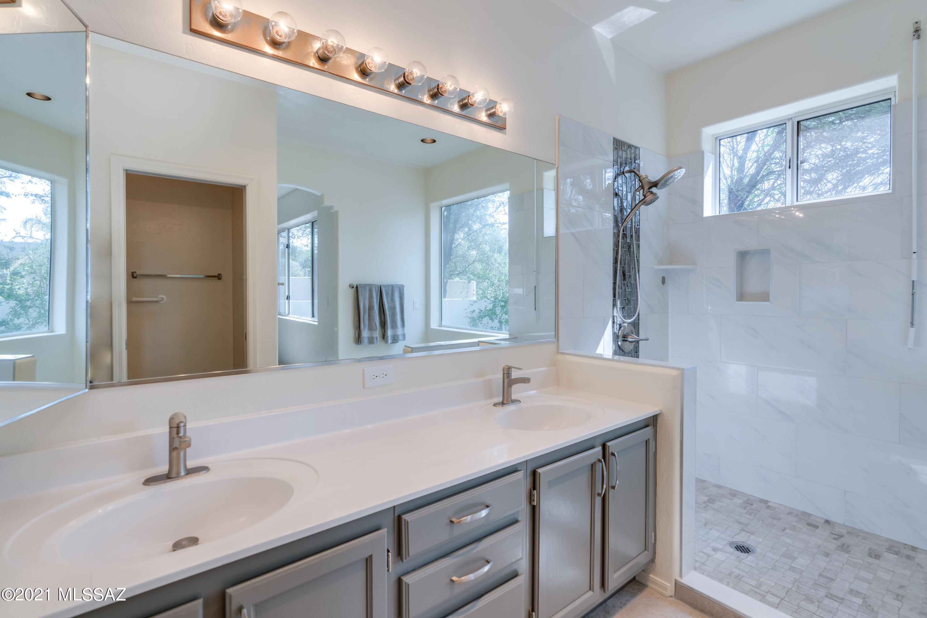 Sabino Creek (1-98) - Residential