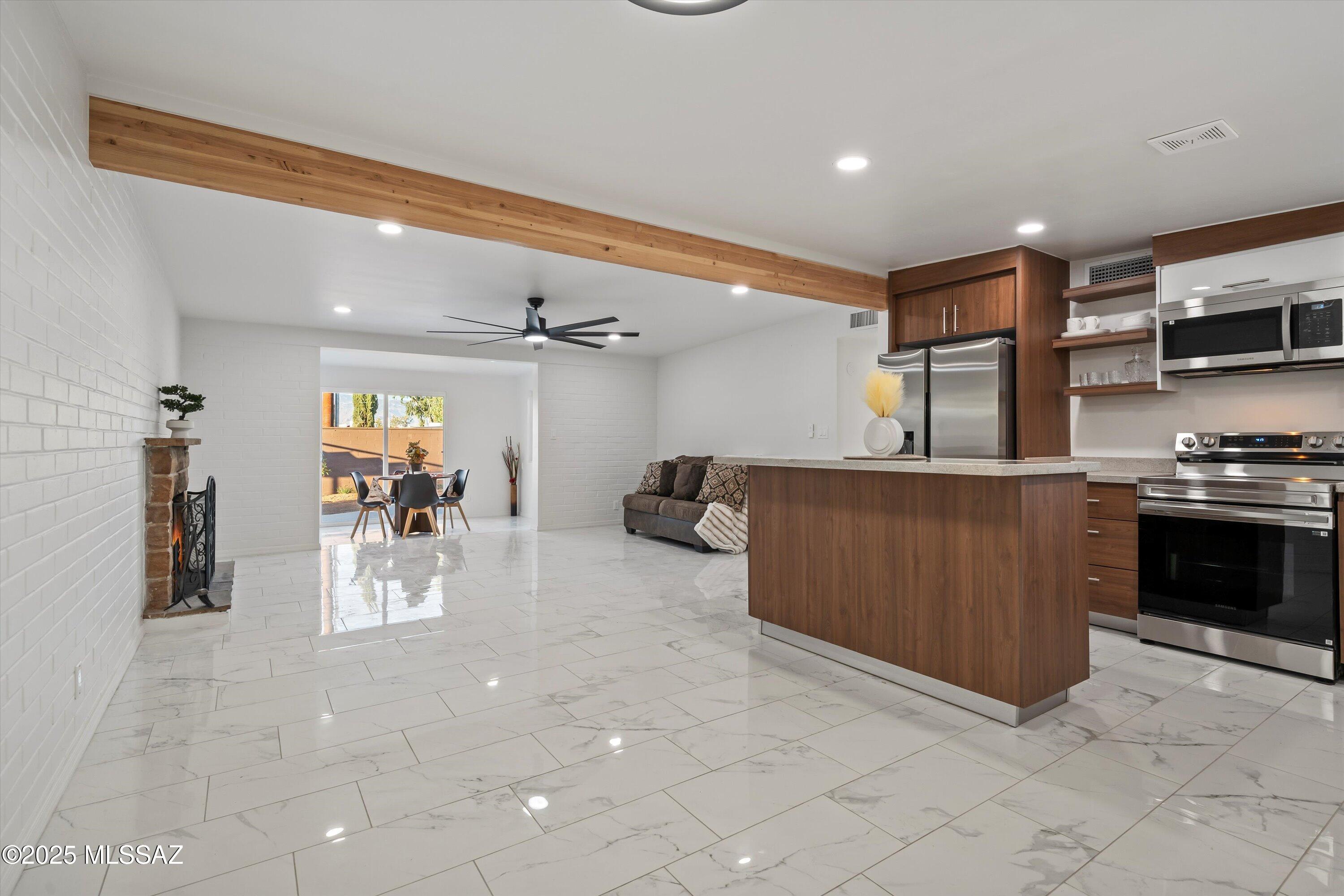 7901 E Winnepeg Drive