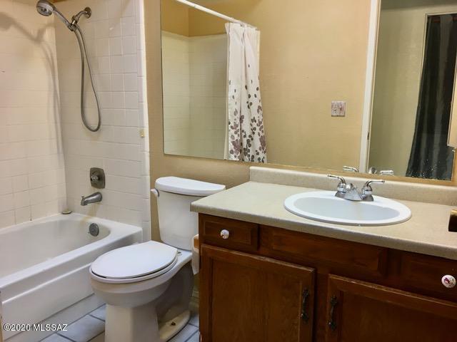 Mission Oaks (1-90) - Residential Lease