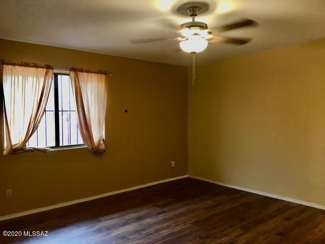 Mission Oaks (1-90) - Residential Lease