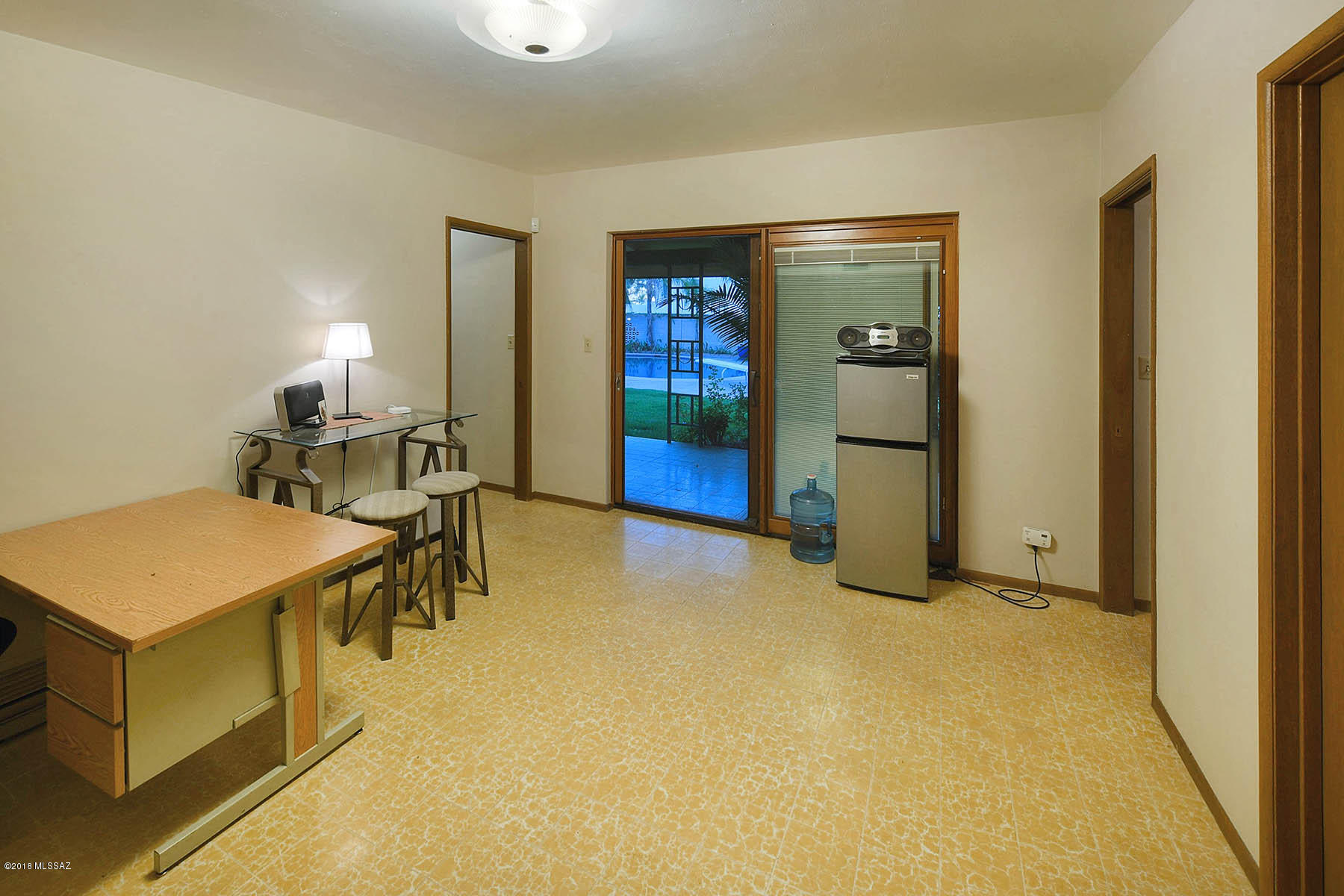 University Manor - Residential