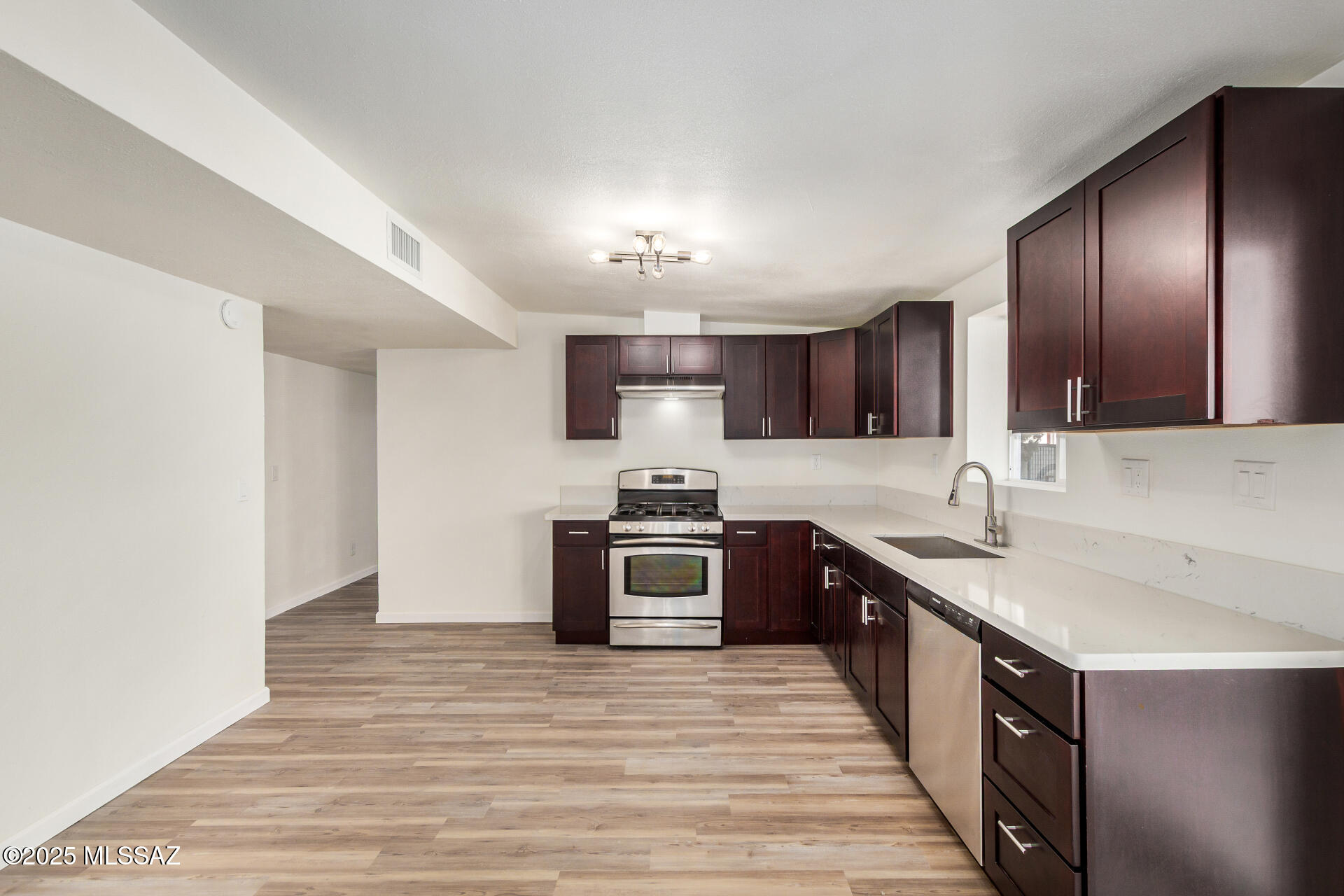 Santo Tomas Del Norte (53-80) - Residential