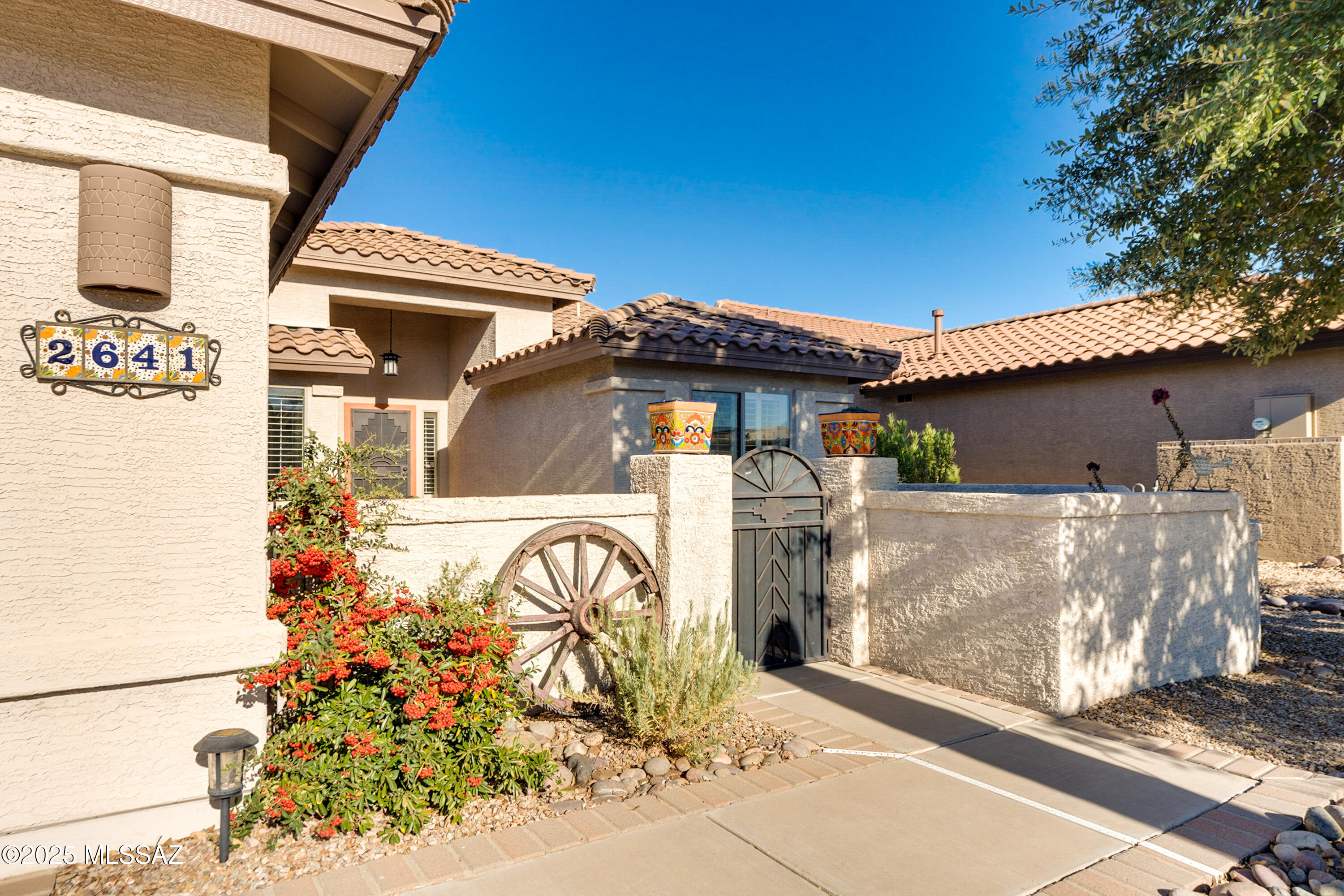 2641 E Glen Canyon Road