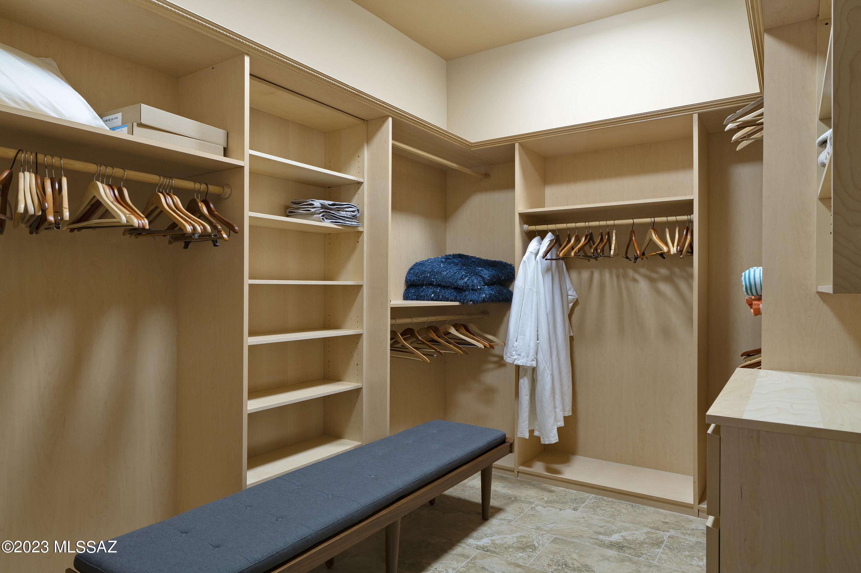 Alta Vista Village II (1-28) - Residential