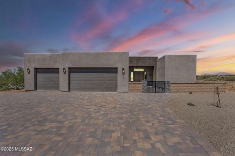 Photo of 2451 E Old Stone House Trail, Sahuarita, AZ 85629 (MLS # 22531312)