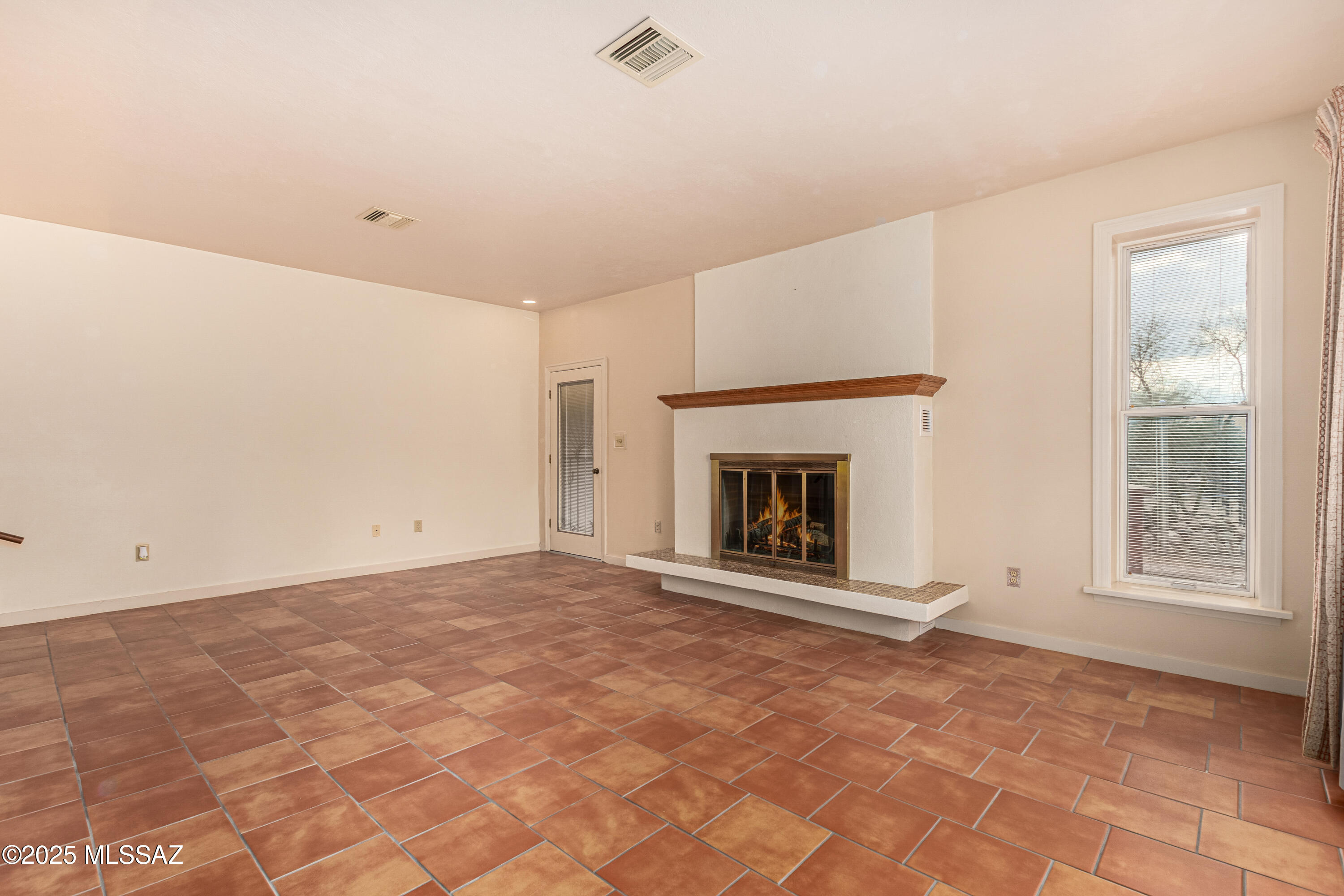 La Bella Vista (1-80) - Residential