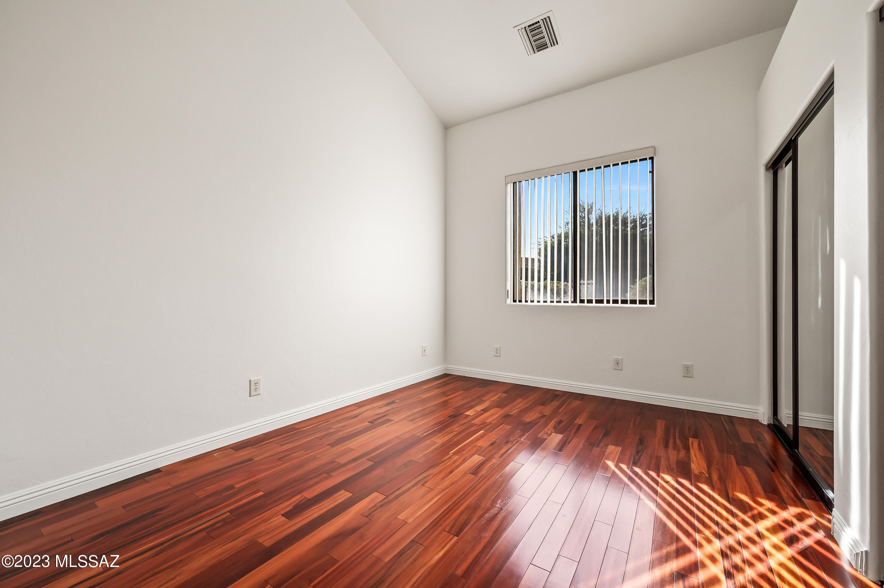 Sunrise Meadows (1-90) - Residential Lease