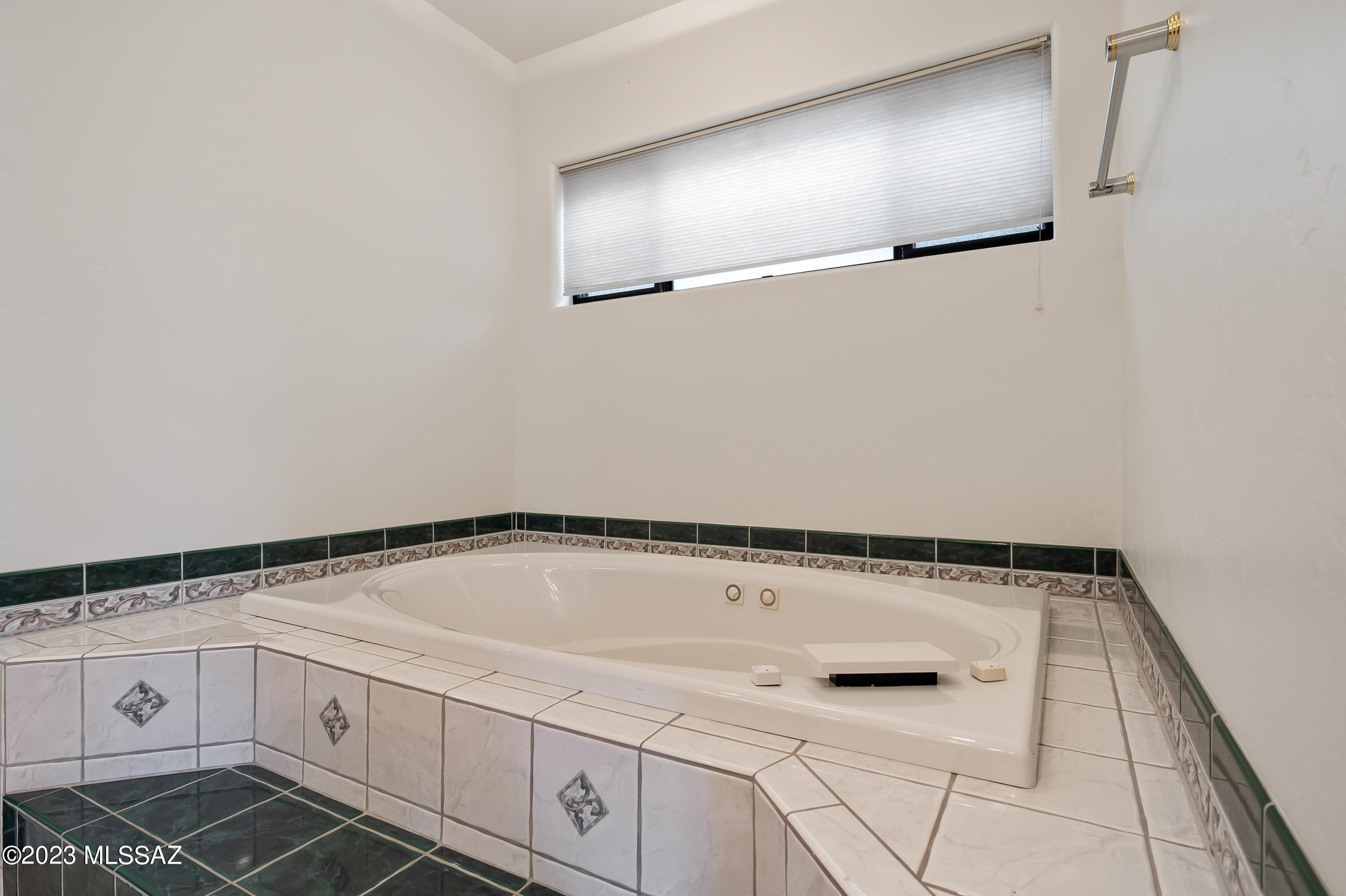 Sunrise Meadows (1-90) - Residential Lease