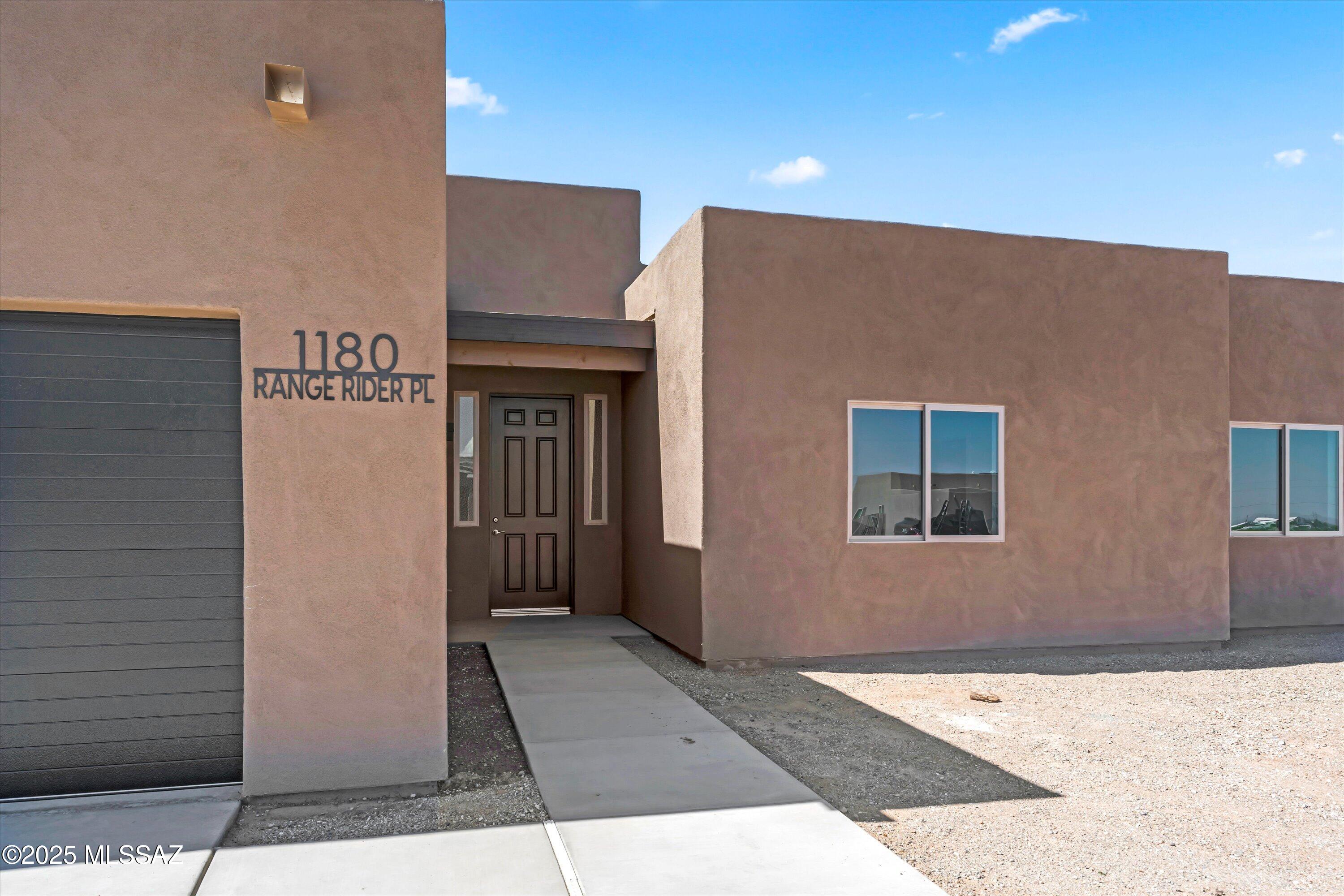1180 N Range Rider Place
