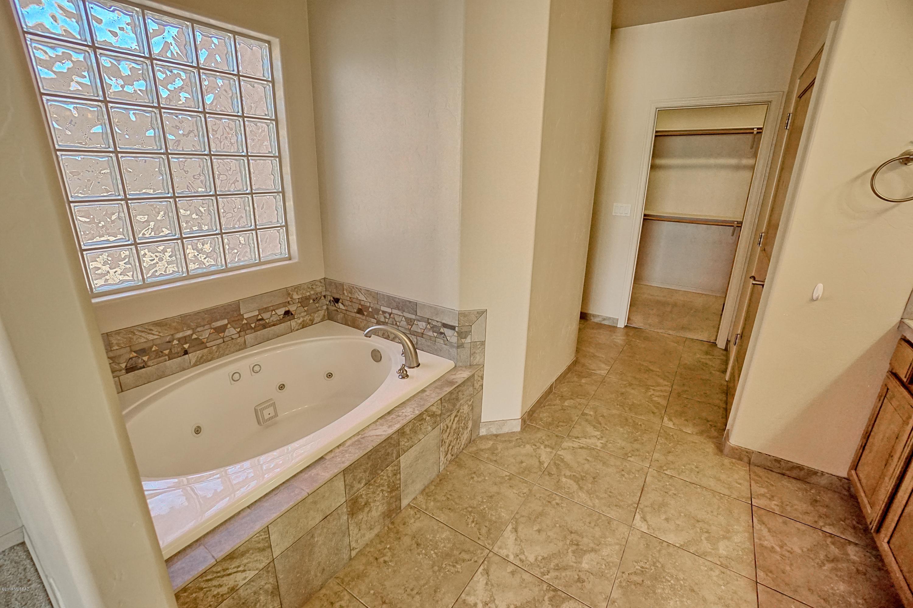 Estates at La Canada Norte (1-41) - Residential