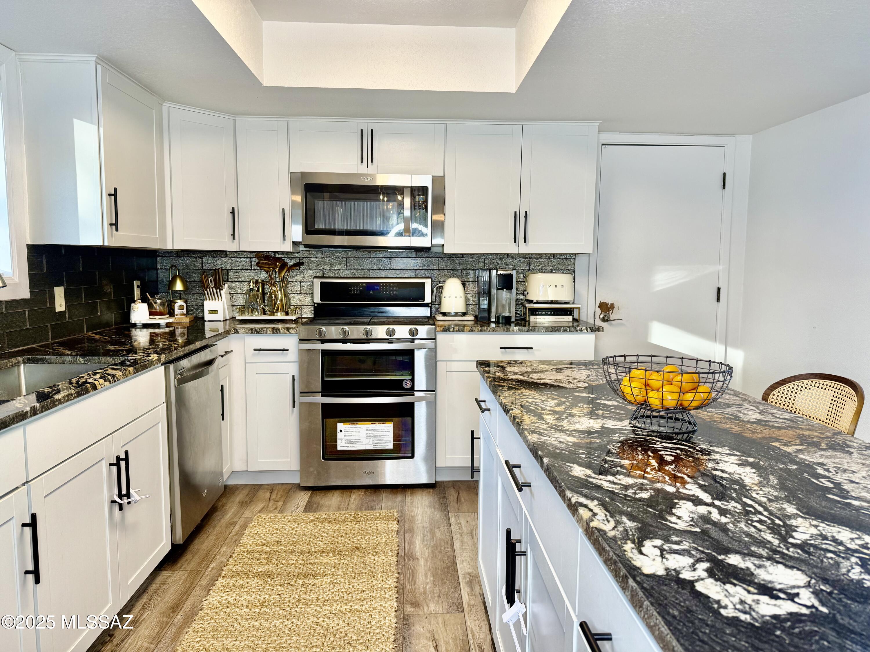 3414 Oak Hill Street