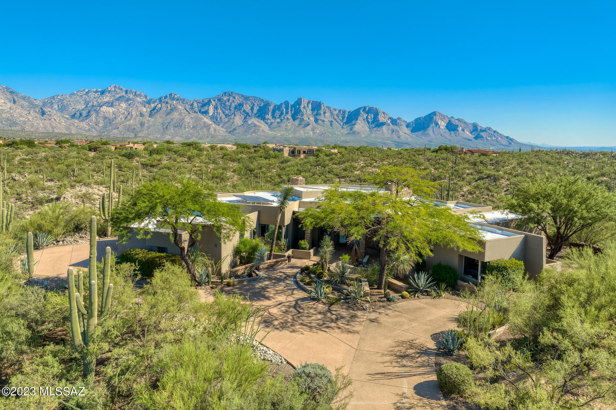 Honey Bee Ridge(The Estates At) - Residential