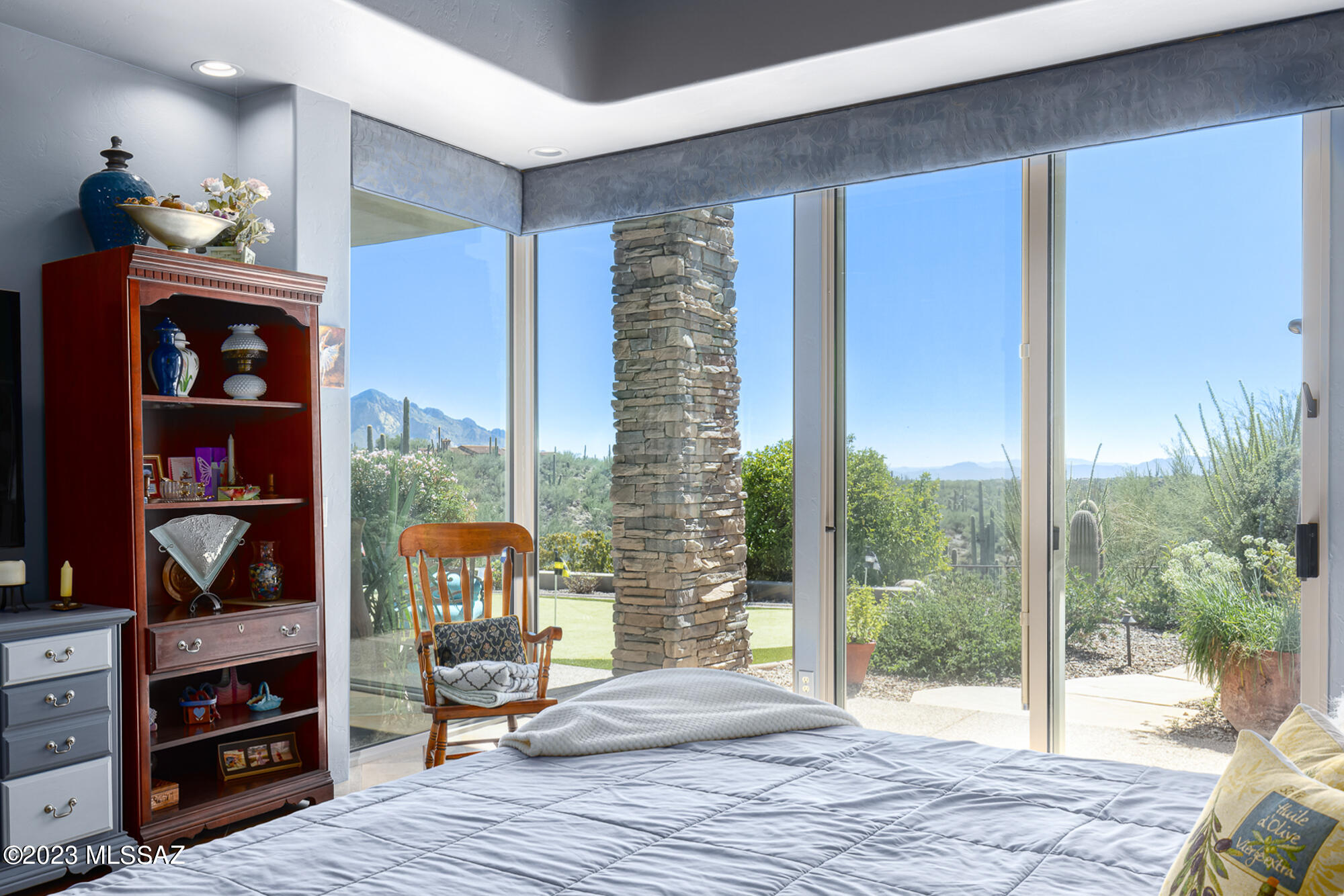 Honey Bee Ridge(The Estates At) - Residential