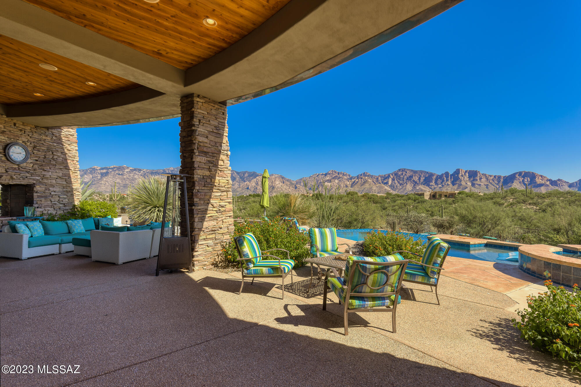 Honey Bee Ridge(The Estates At) - Residential