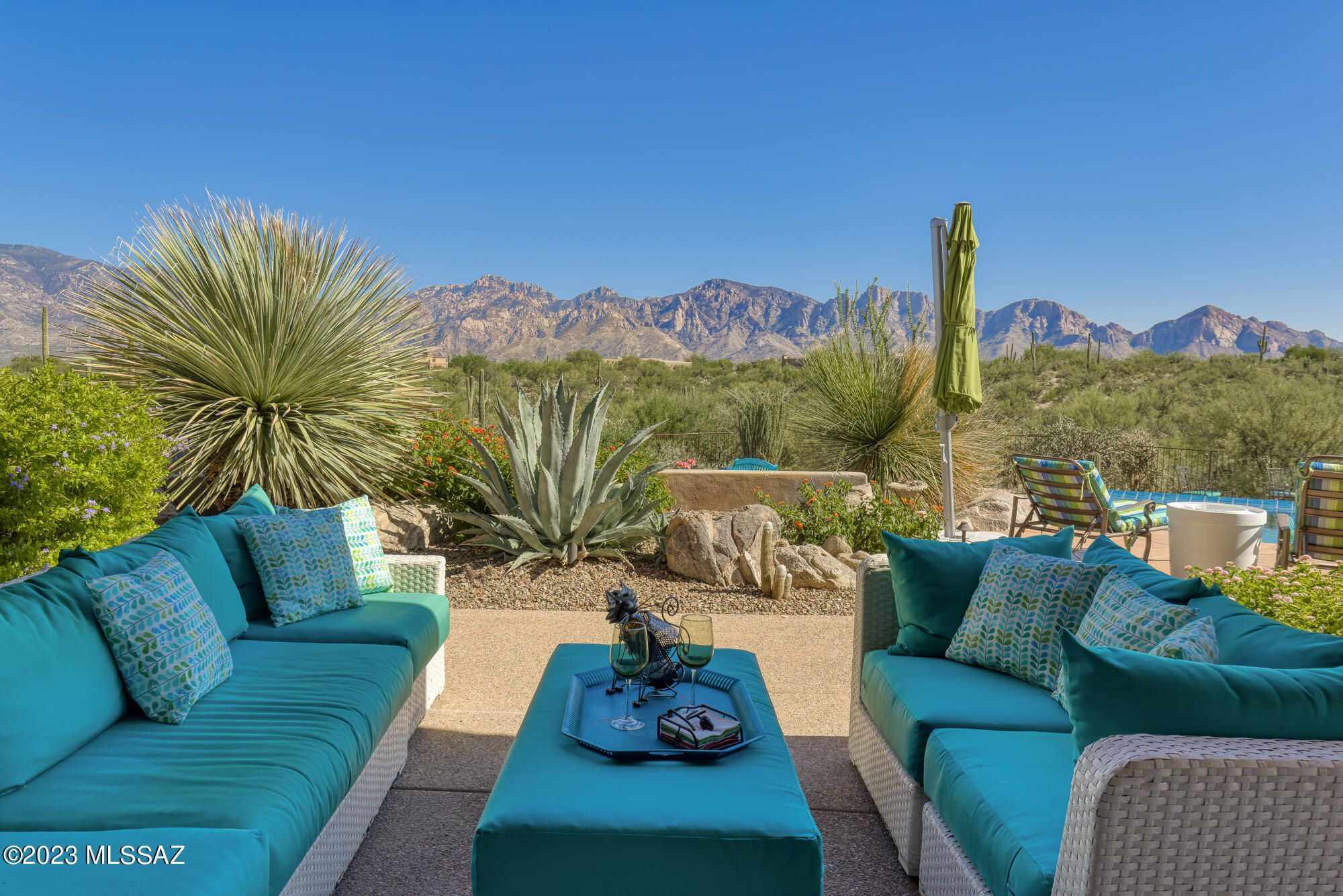 Honey Bee Ridge(The Estates At) - Residential