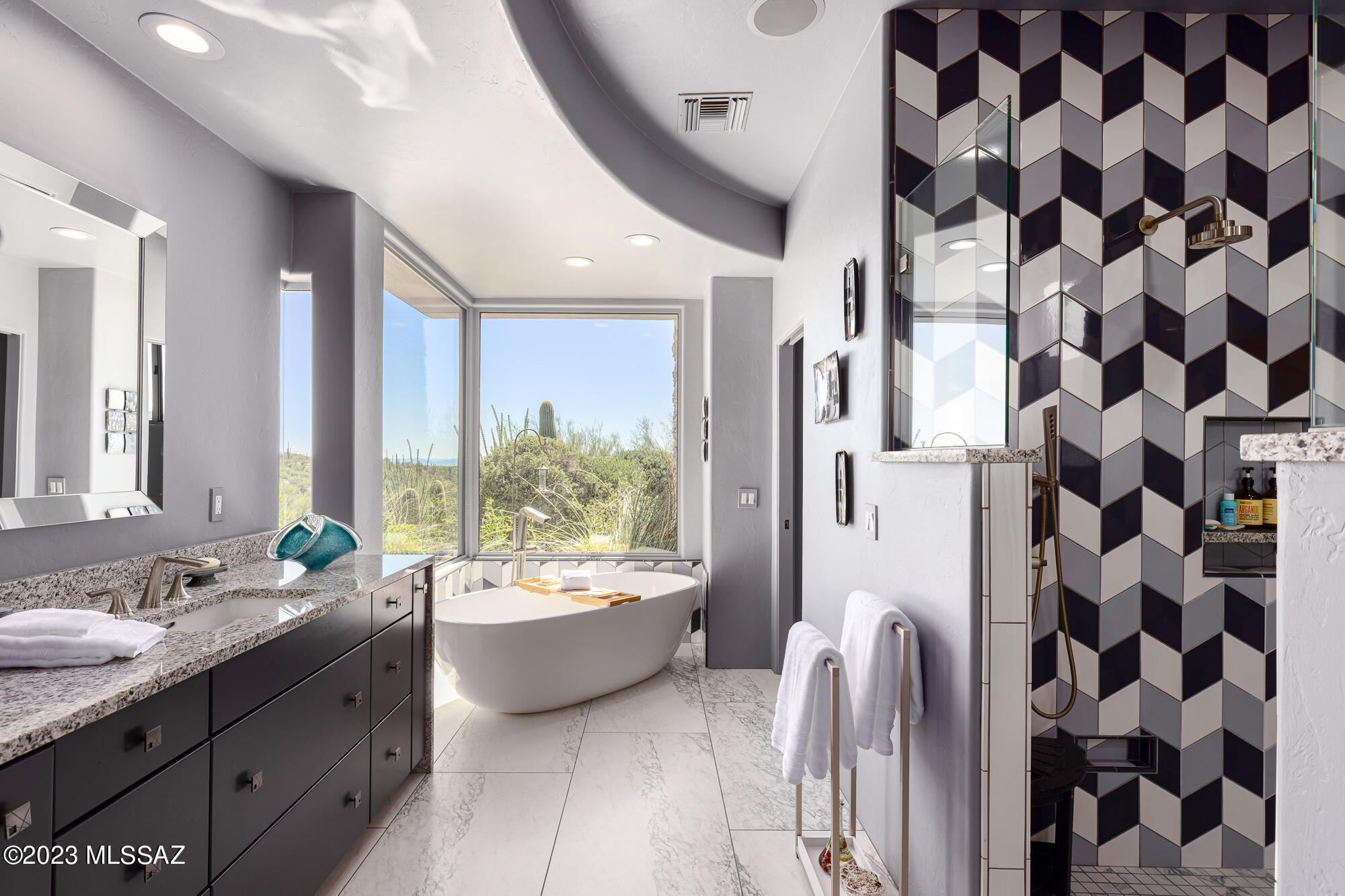 Honey Bee Ridge(The Estates At) - Residential