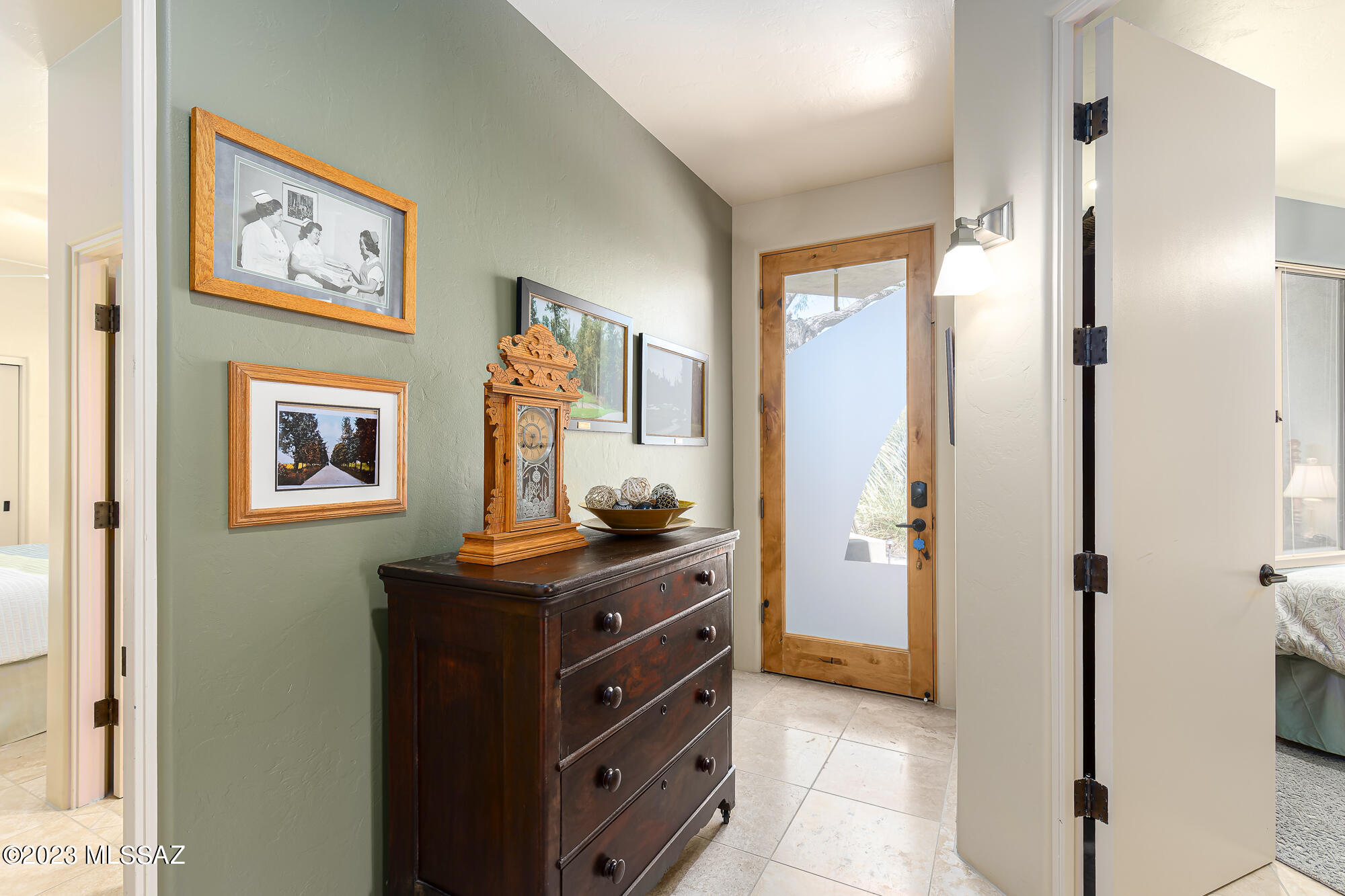 Honey Bee Ridge(The Estates At) - Residential