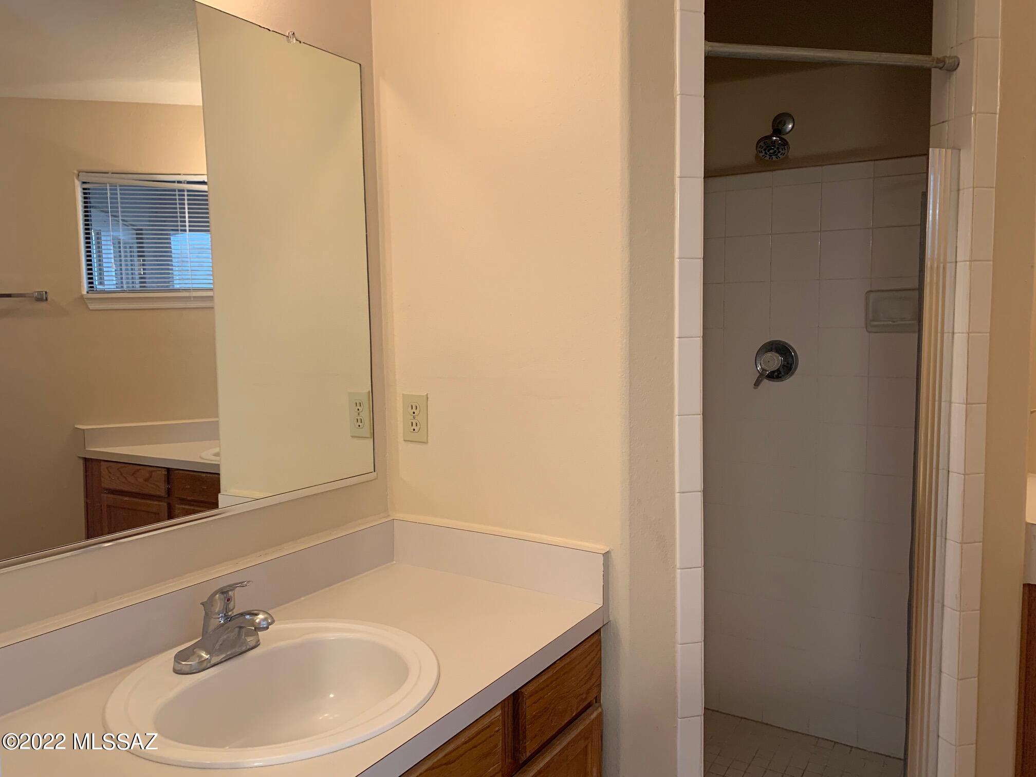 Canyon View At Ventana Condominium (1-264) - Residential Lease