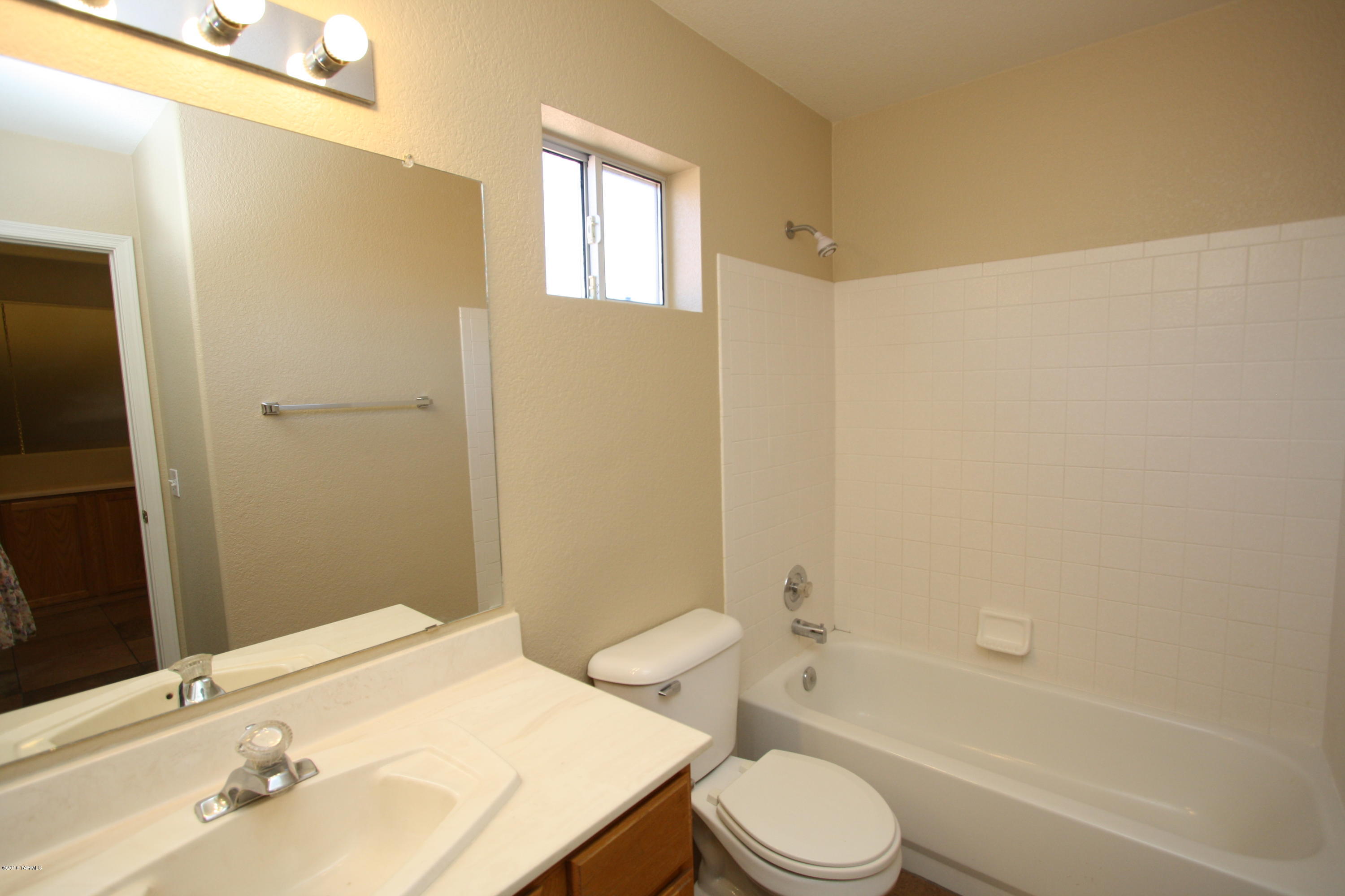 Rancho Escondido(1-198) - Residential Lease