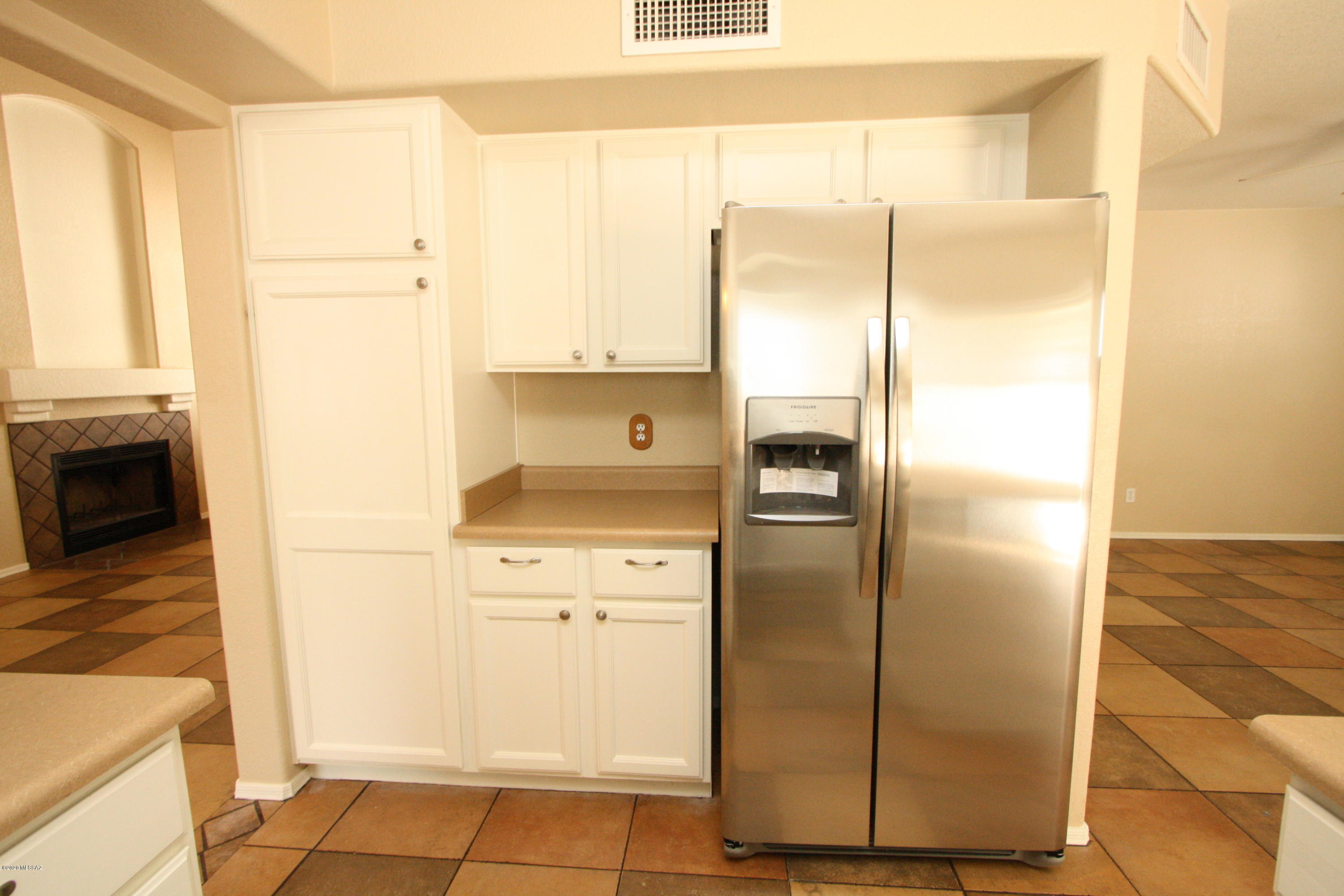 Rancho Escondido(1-198) - Residential Lease