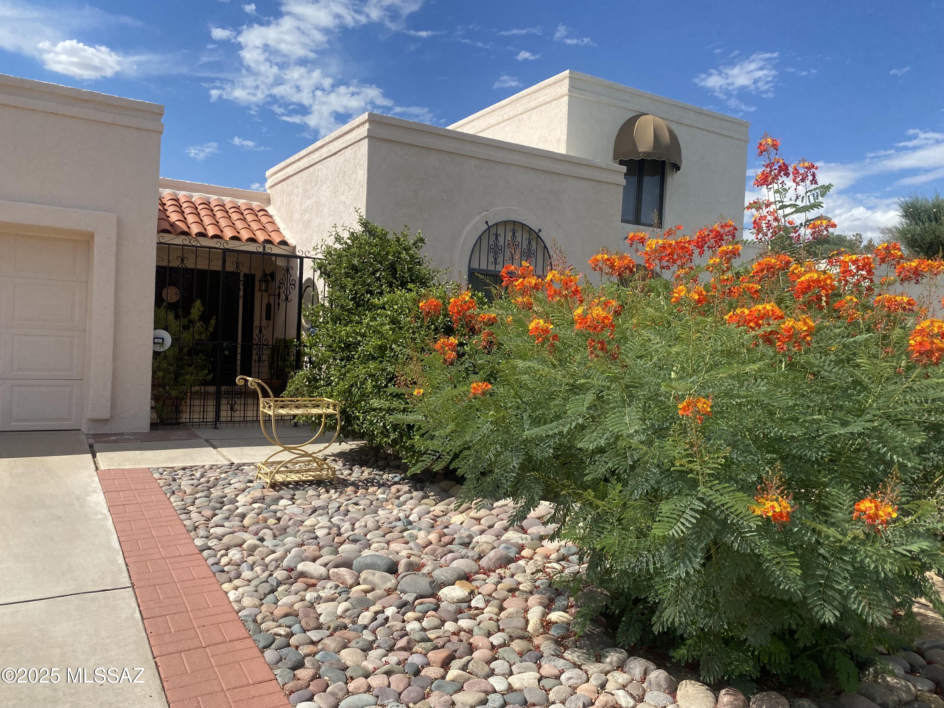 7921 N Casas Carmen