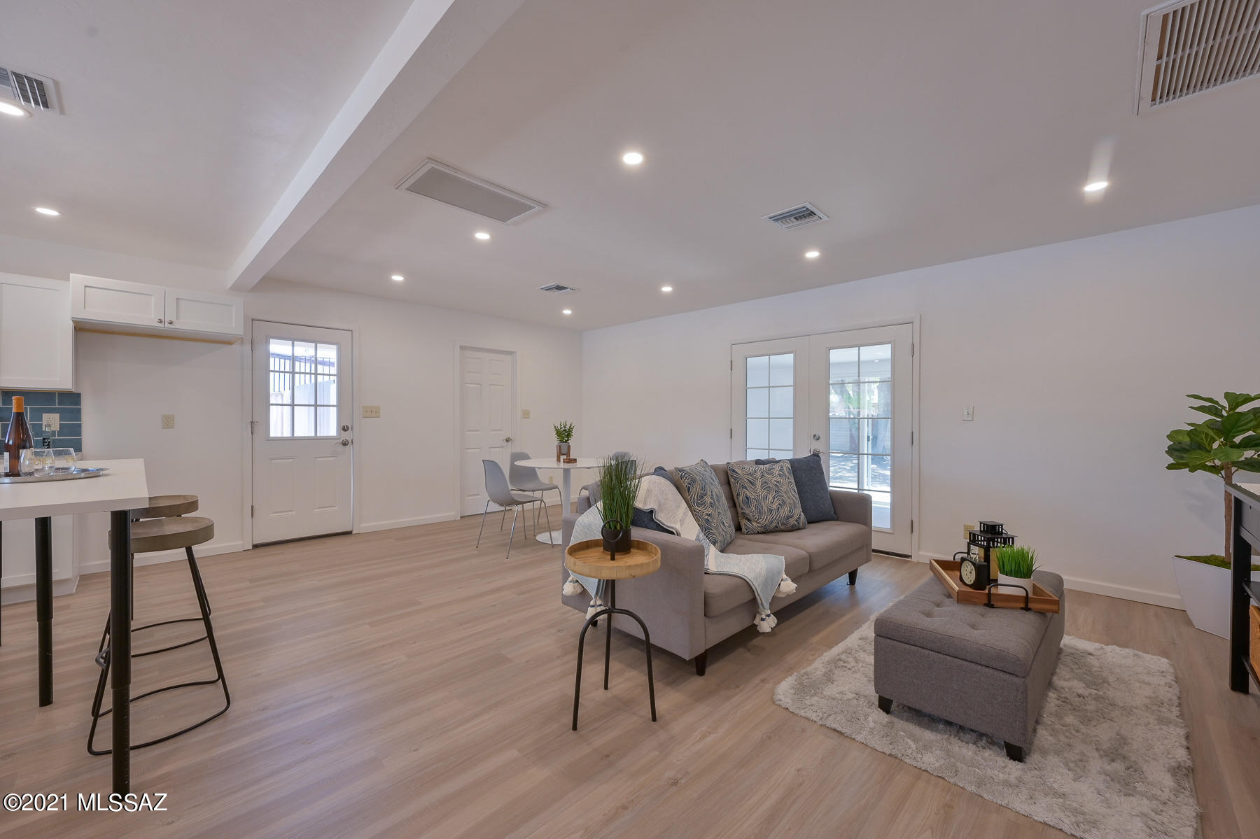 Miramonte Terr - Residential
