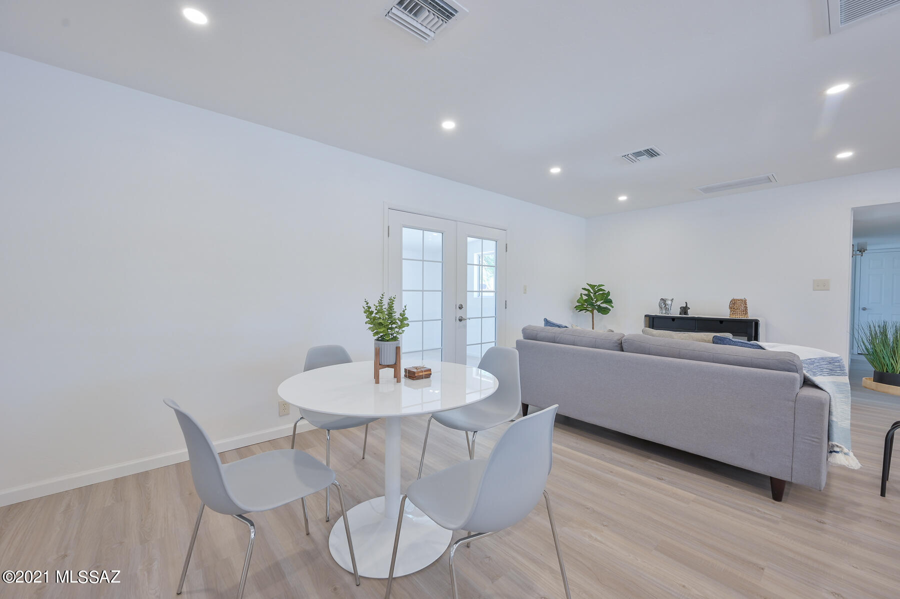 Miramonte Terr - Residential