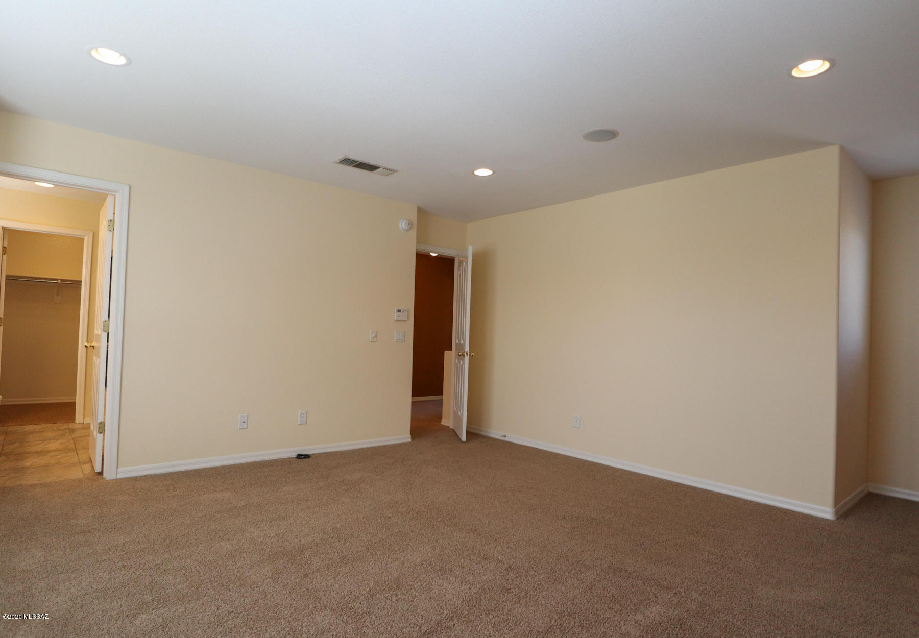 Pantano Ridge (1-123) - Residential Lease