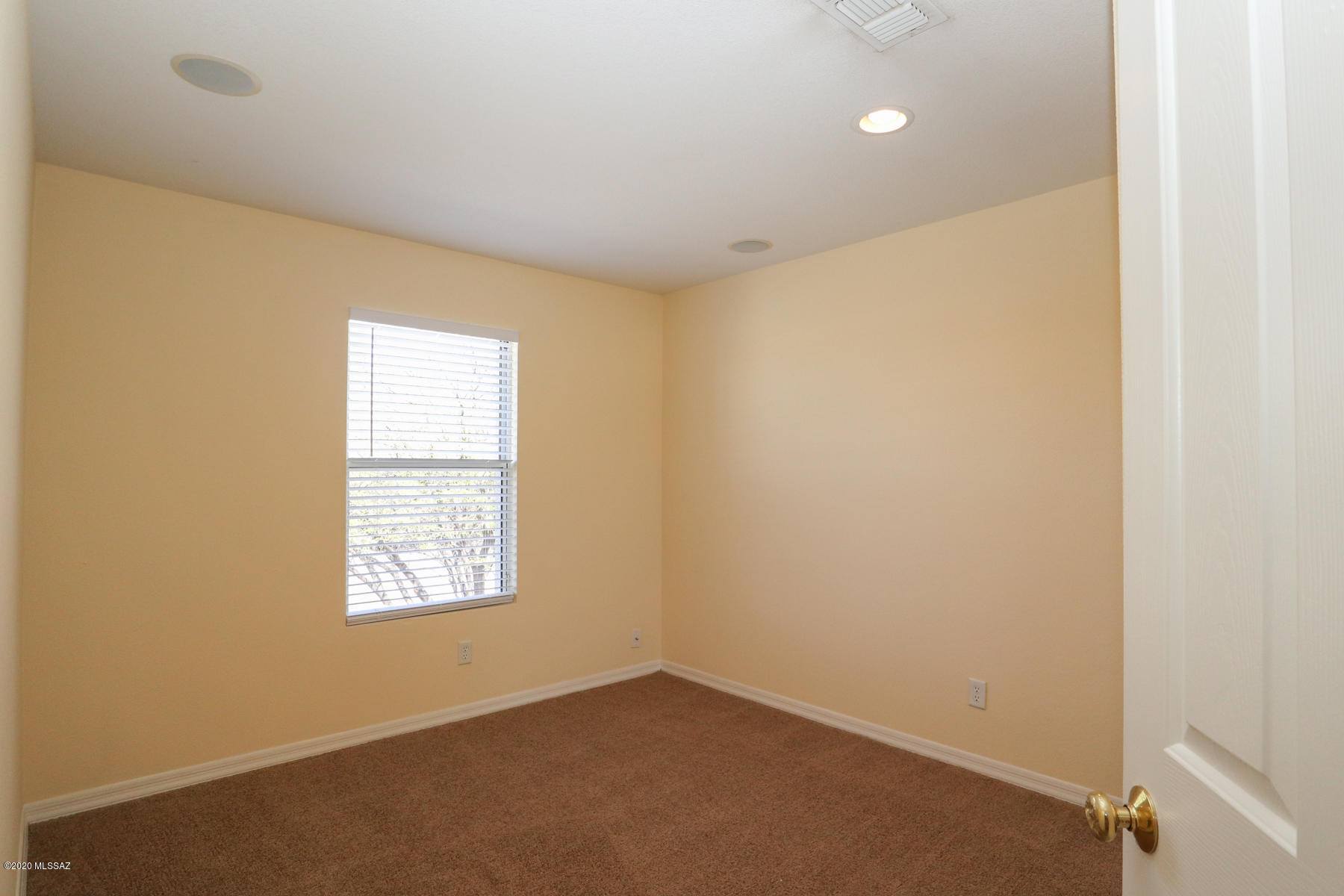 Pantano Ridge (1-123) - Residential Lease