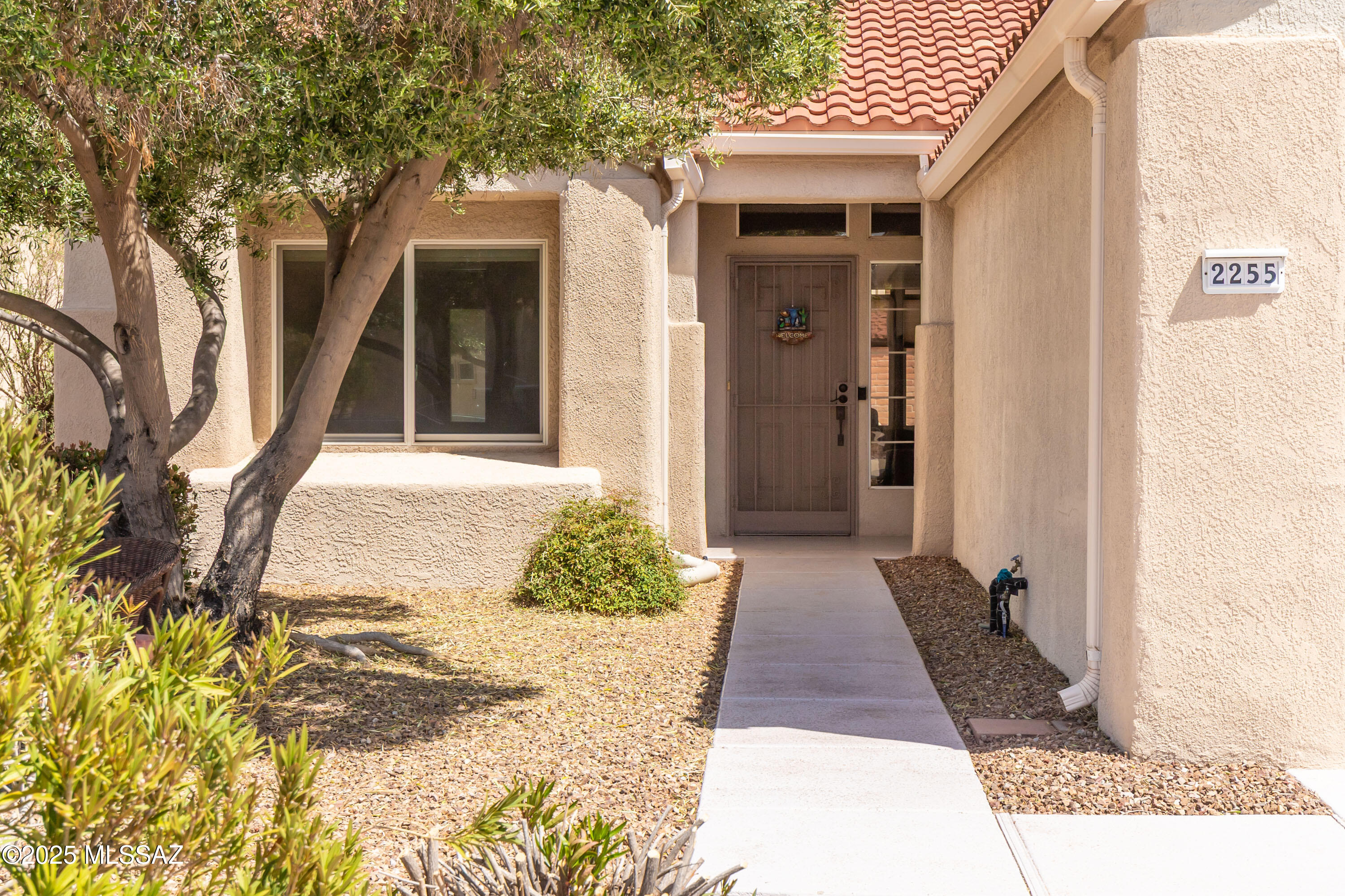 2255 E Montrose Canyon Drive