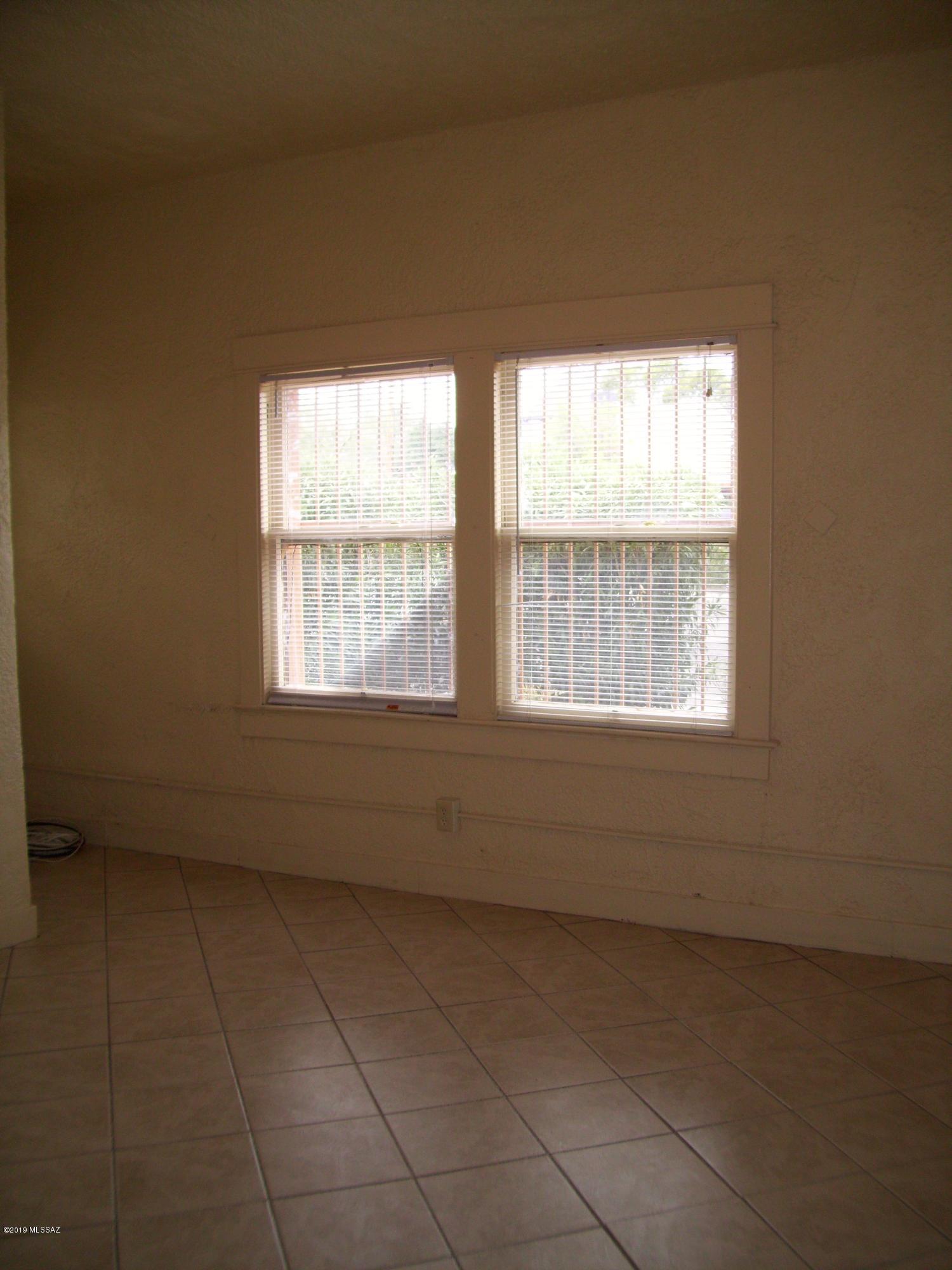 Blenman Annex - Residential Lease